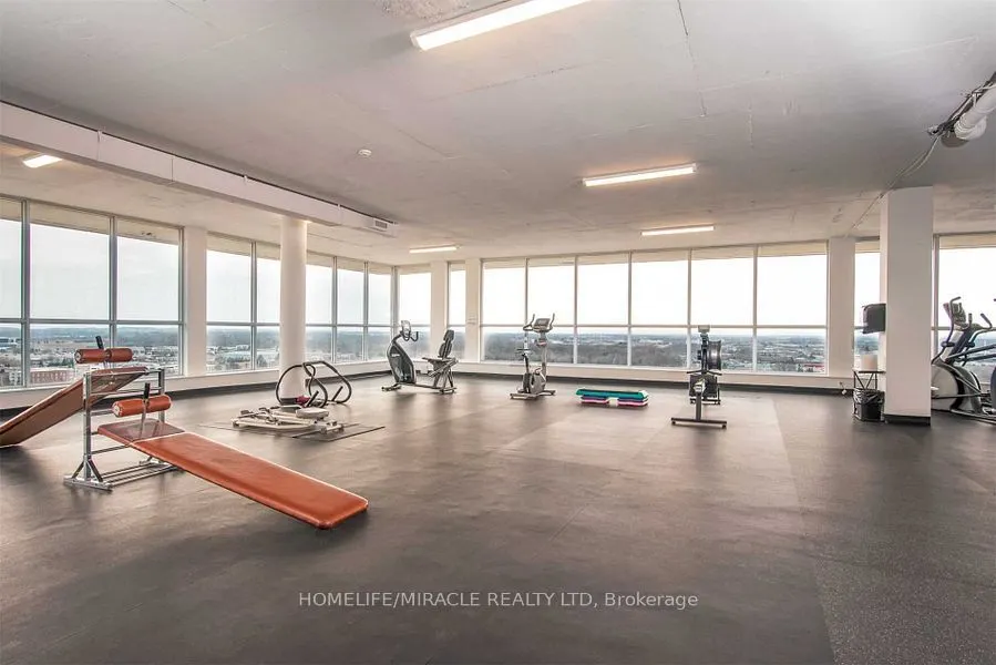 375 King Street, #903