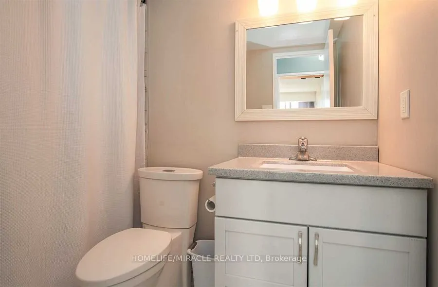 375 King Street, #903