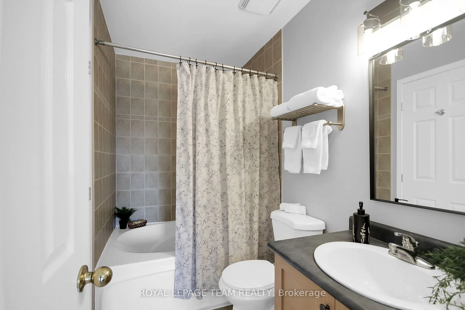 334 Wiffen Private, #334