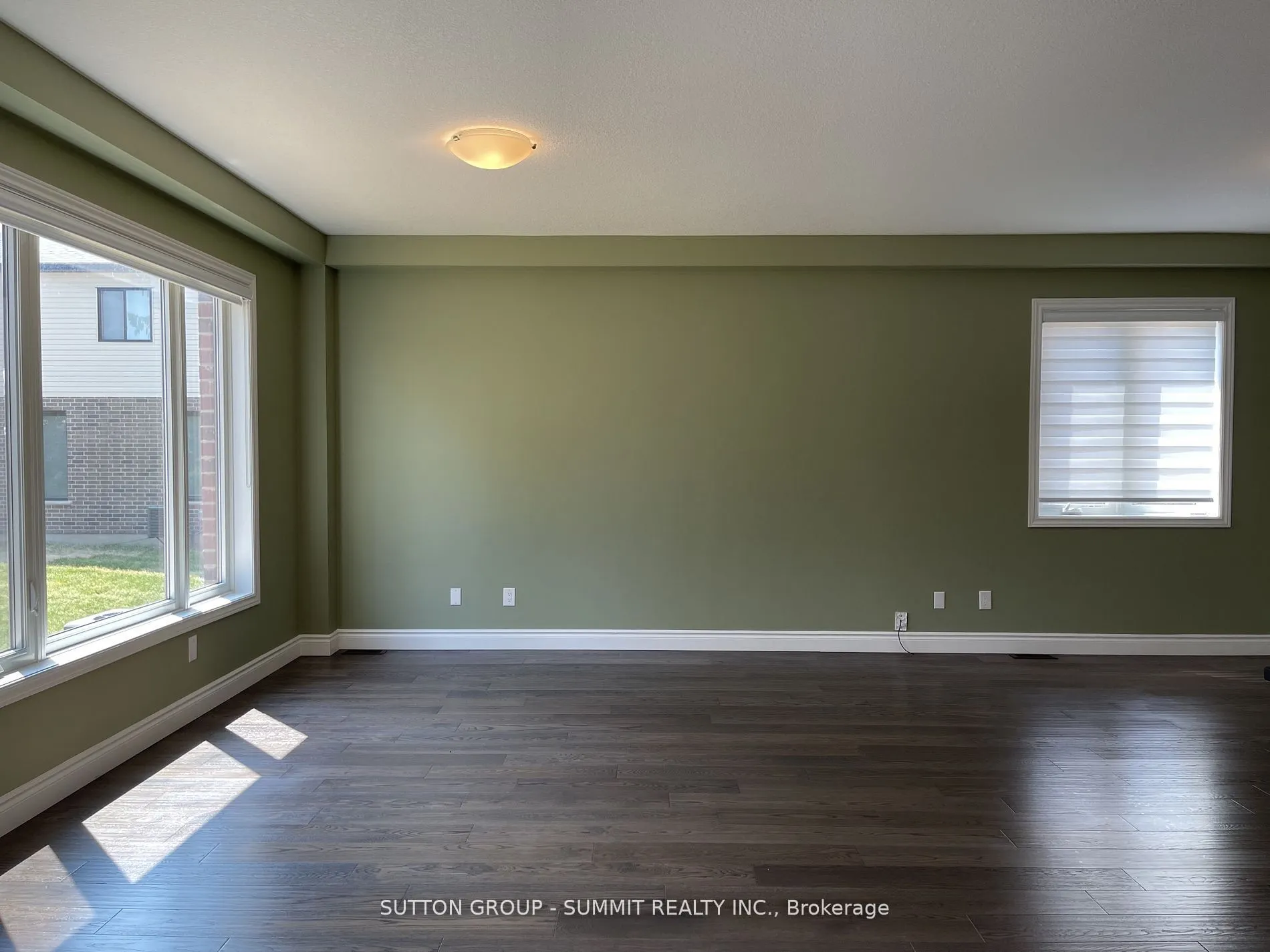 150 KNOTT Drive