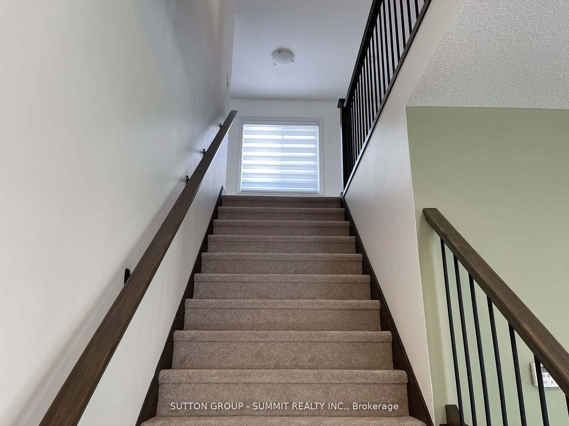 150 KNOTT Drive