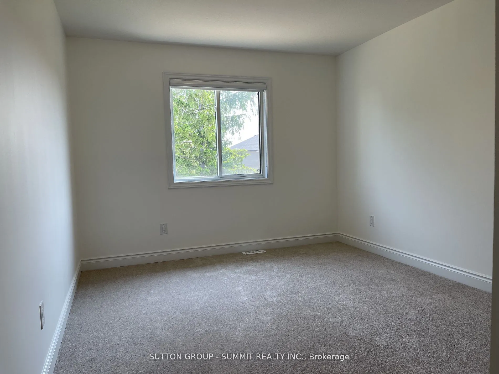 150 KNOTT Drive