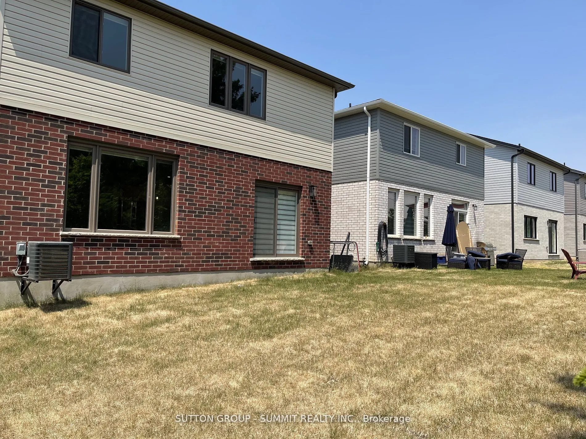 150 KNOTT Drive