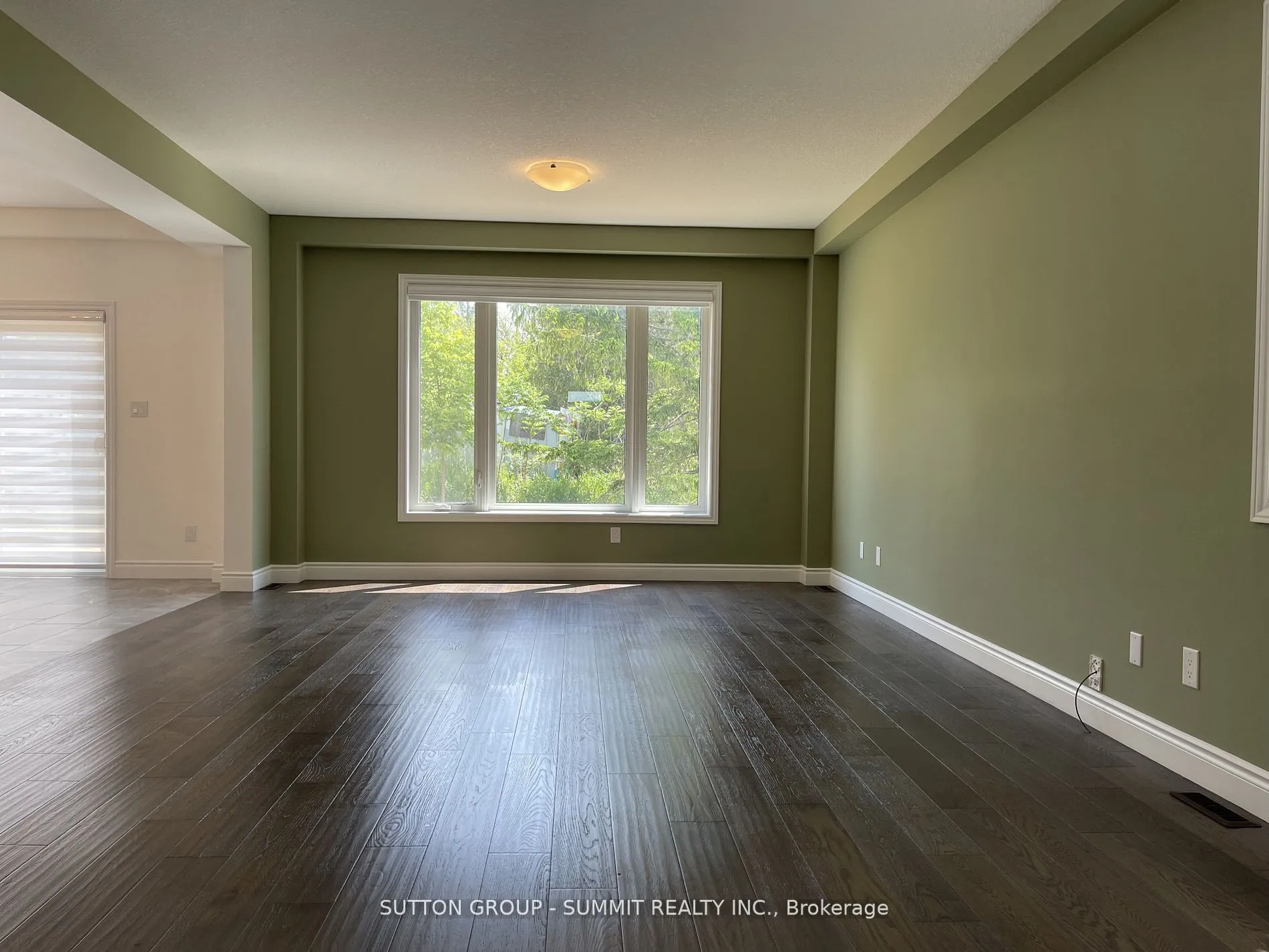 150 KNOTT Drive