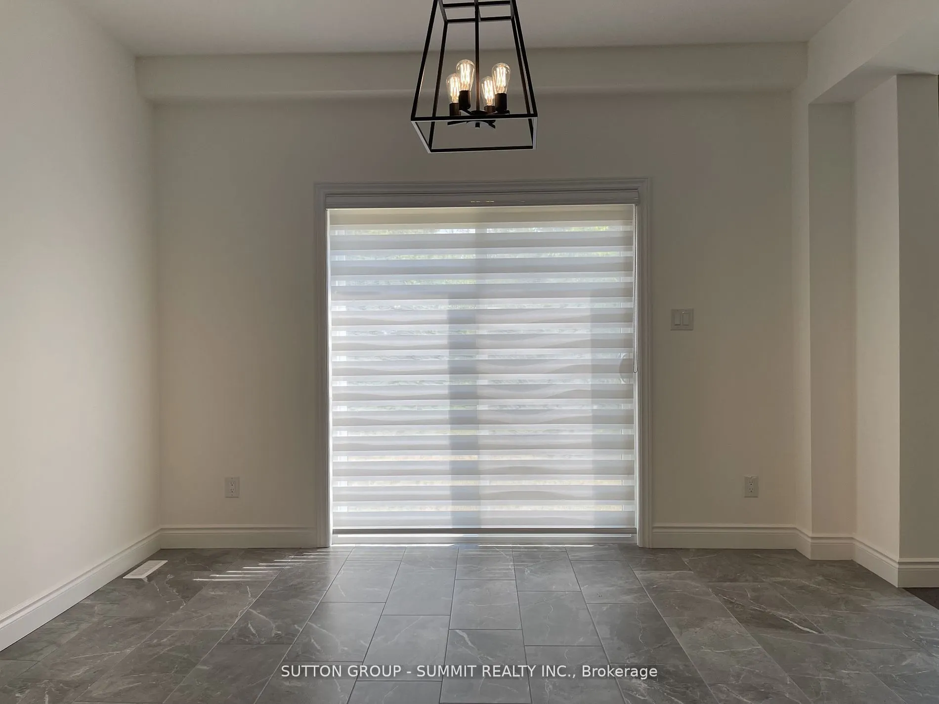 150 KNOTT Drive