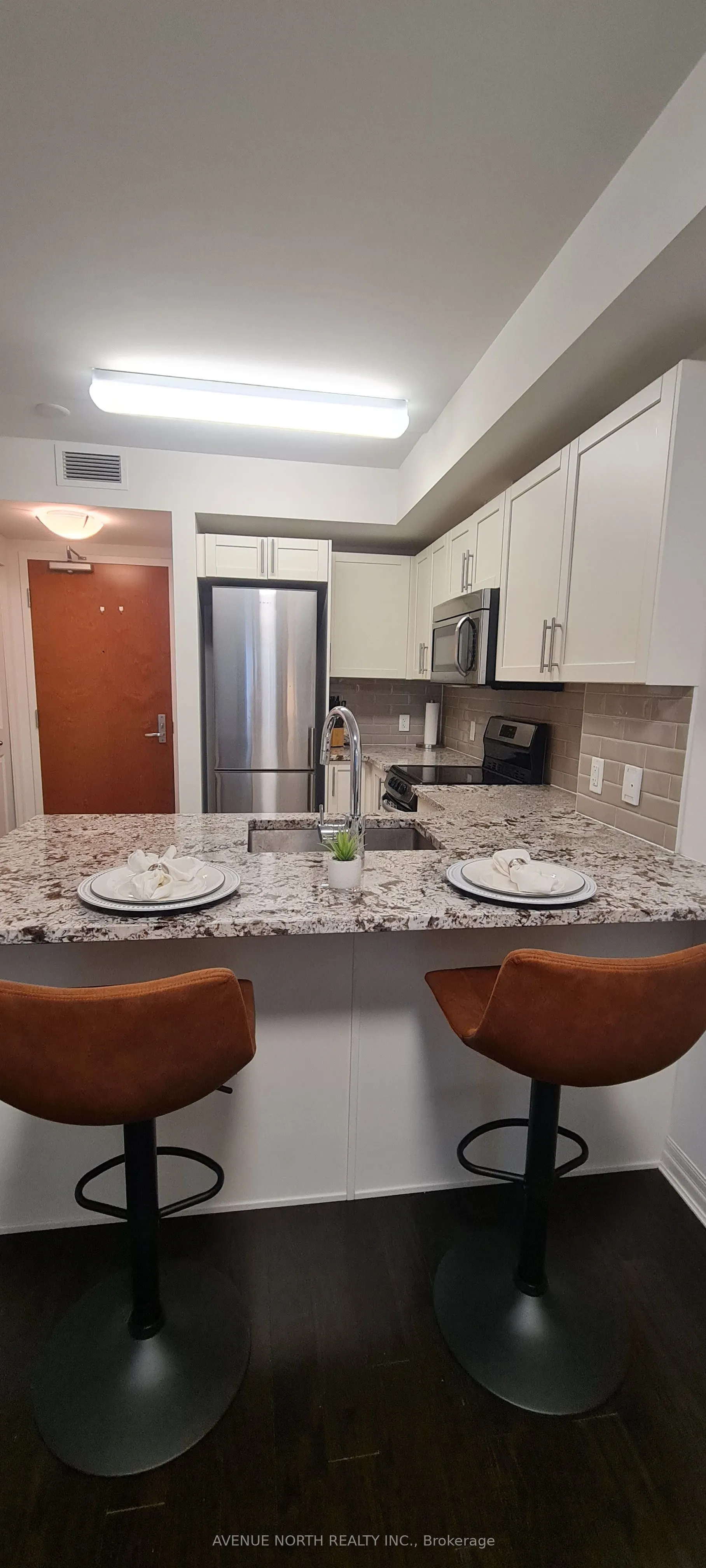 195 Besserer Street, #1106