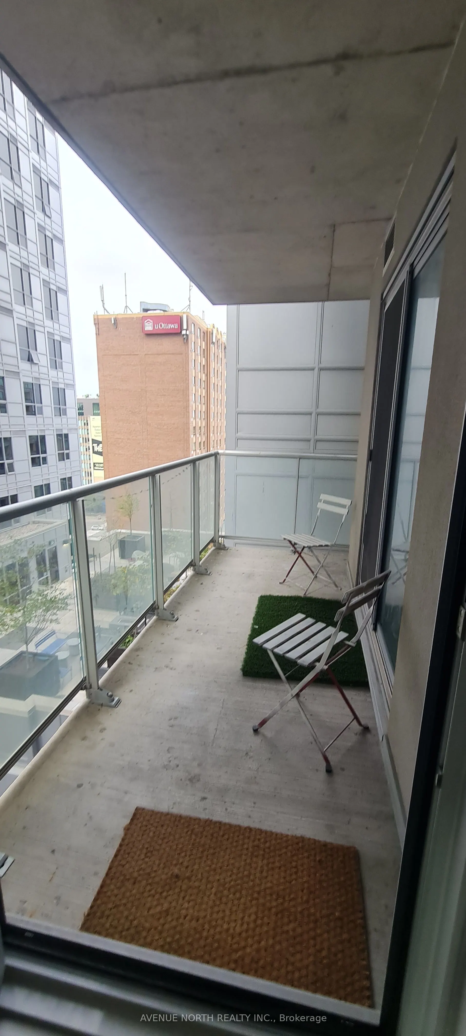 195 Besserer Street, #1106