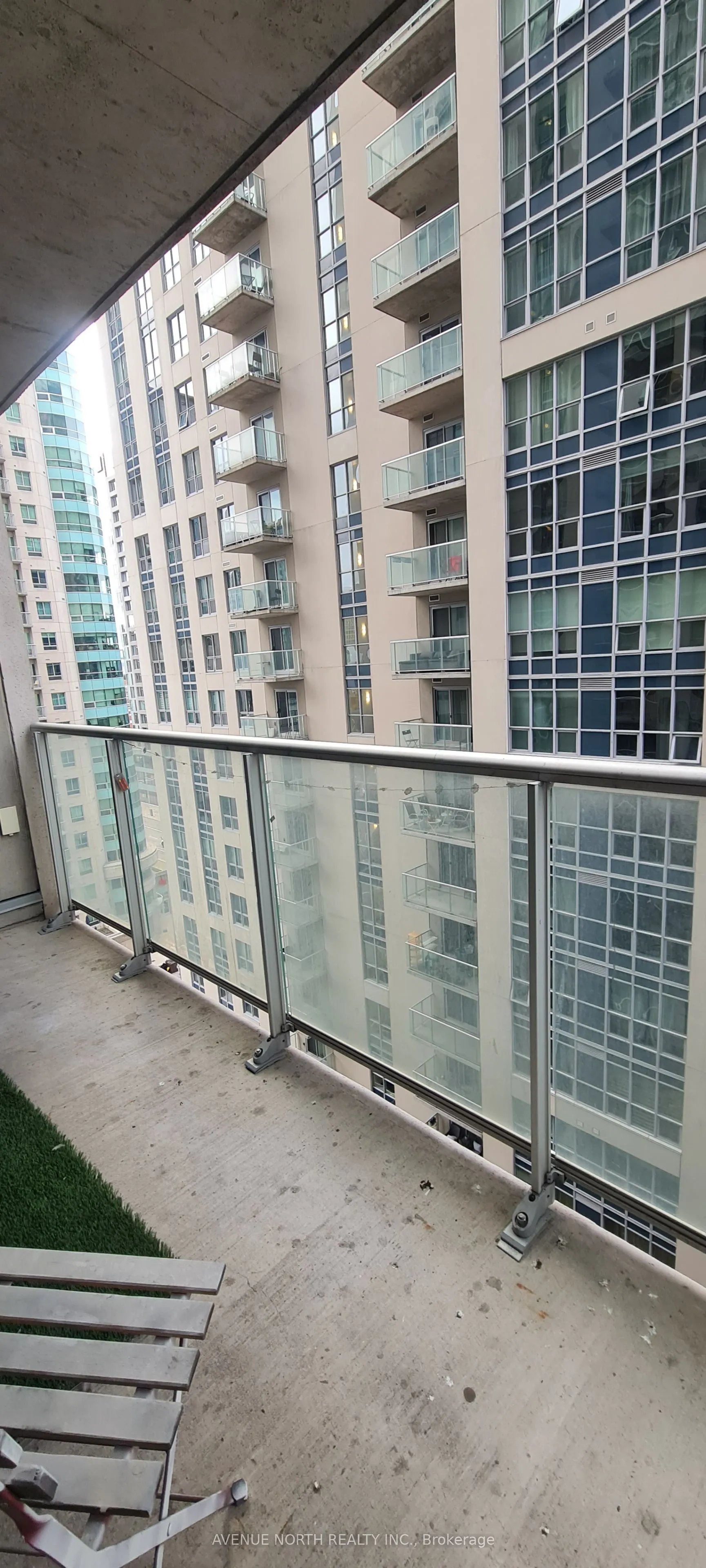 195 Besserer Street, #1106
