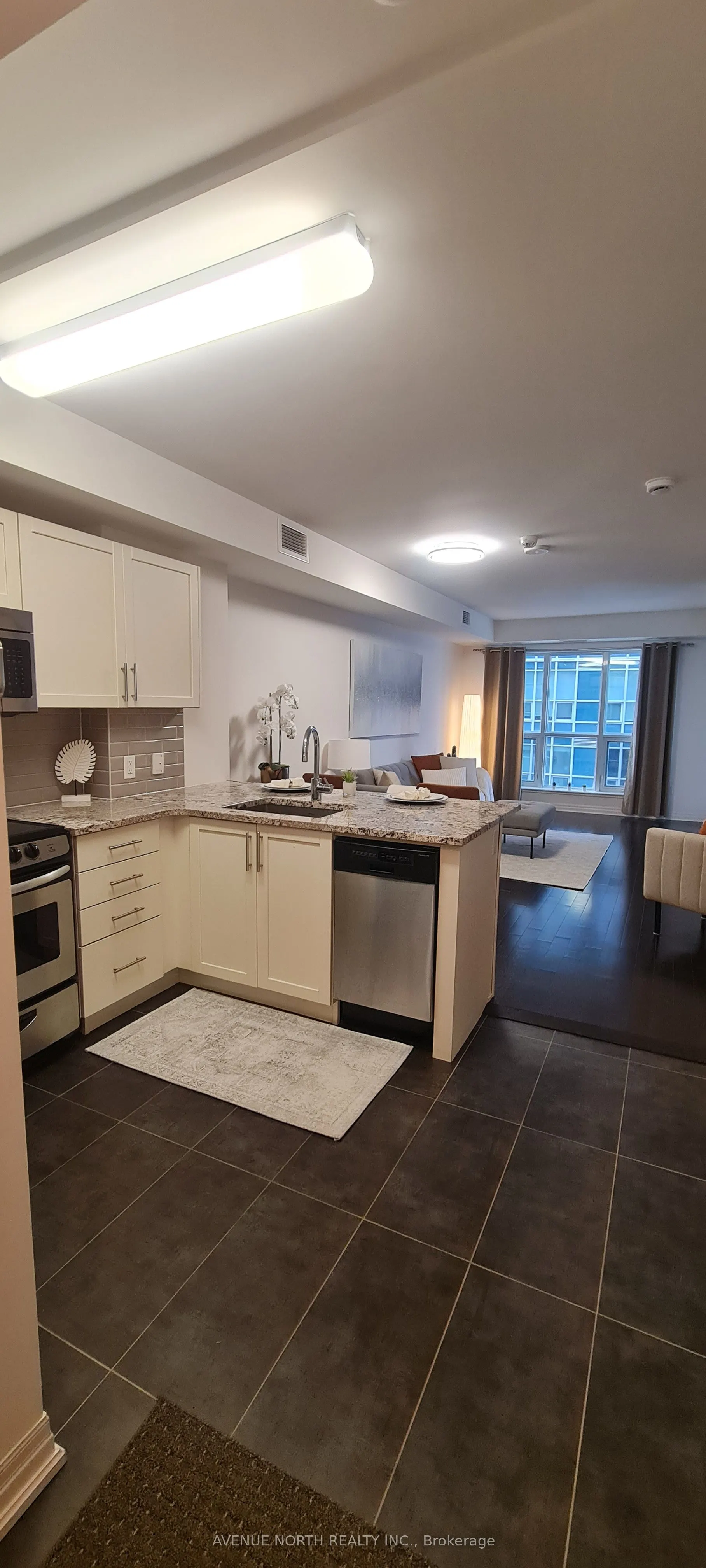 195 Besserer Street, #1106