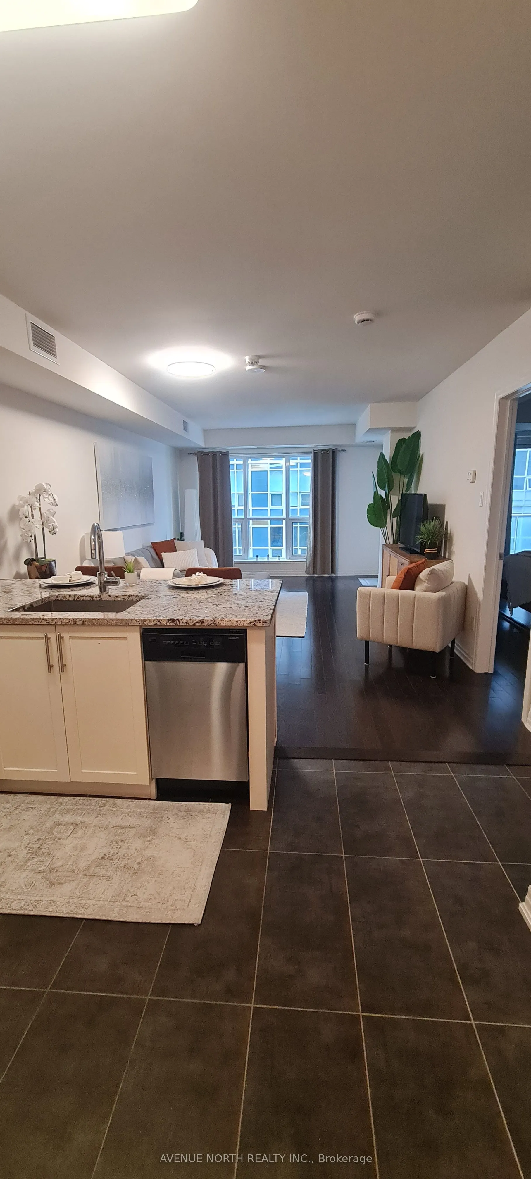 195 Besserer Street, #1106