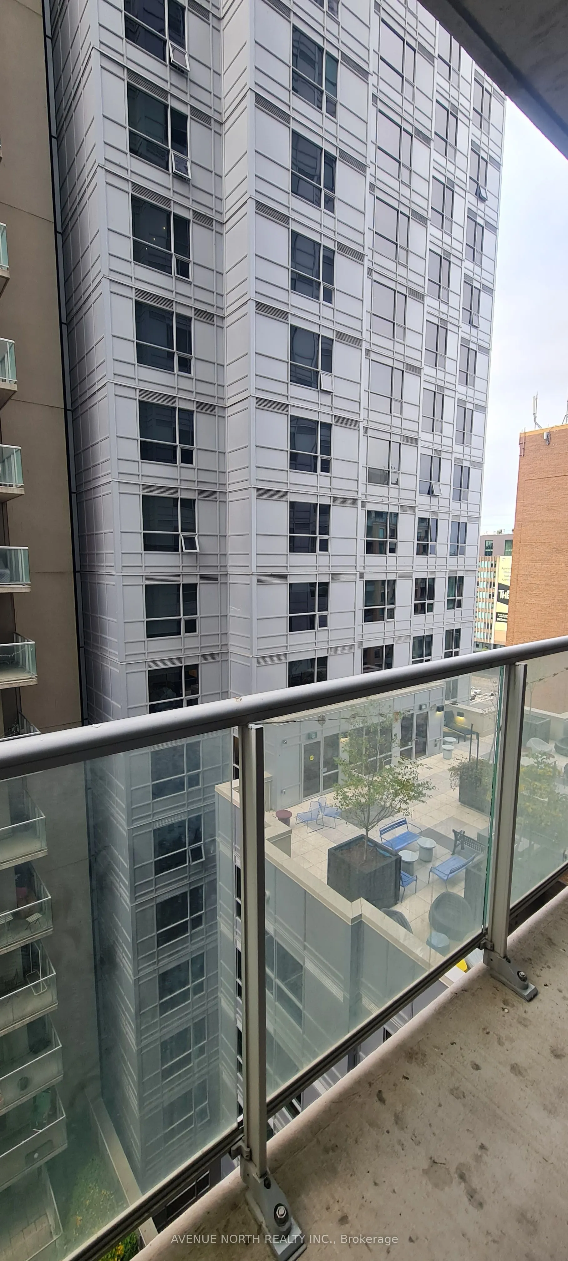 195 Besserer Street, #1106