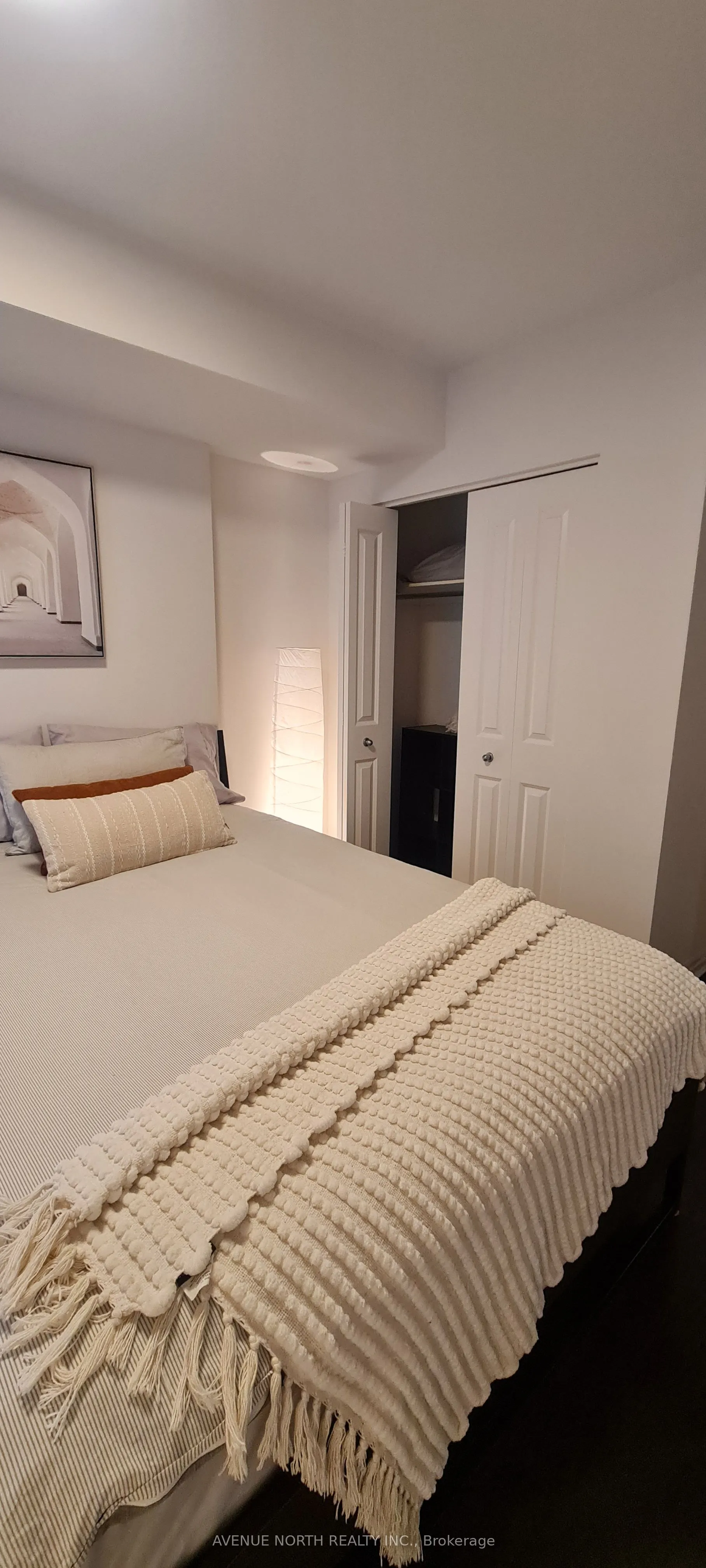 195 Besserer Street, #1106
