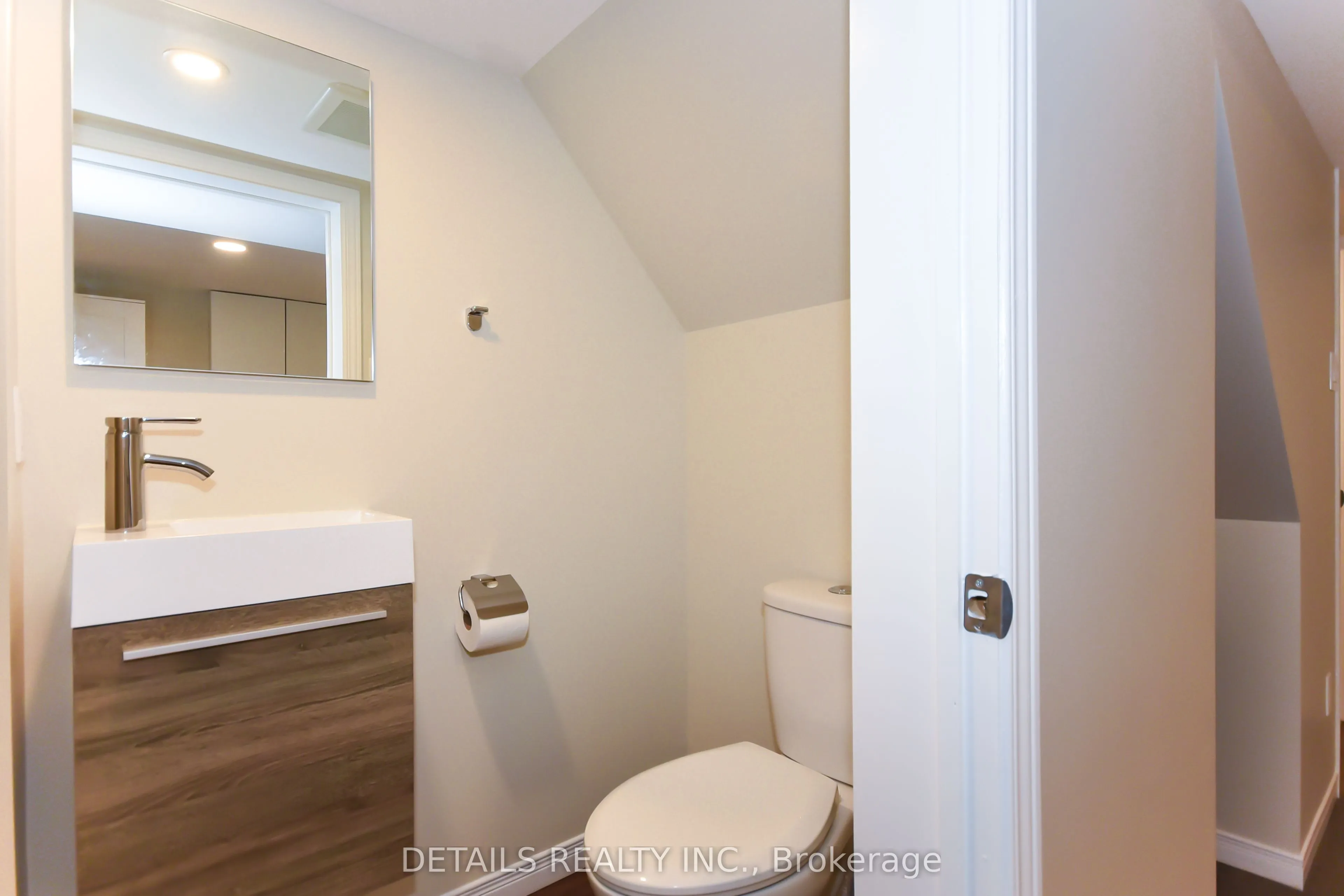 2176 Lambeth Walk, #B
