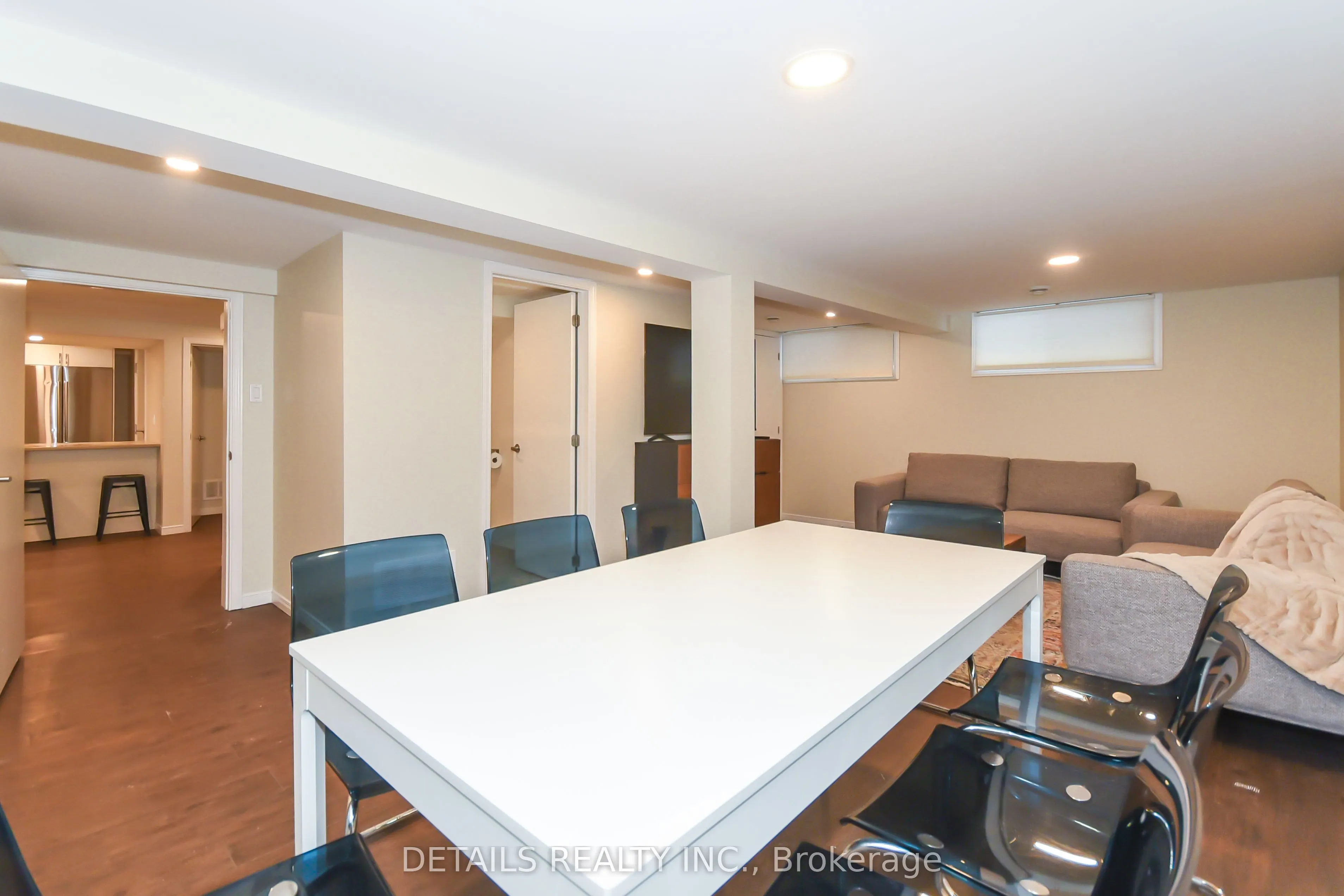 2176 Lambeth Walk, #B