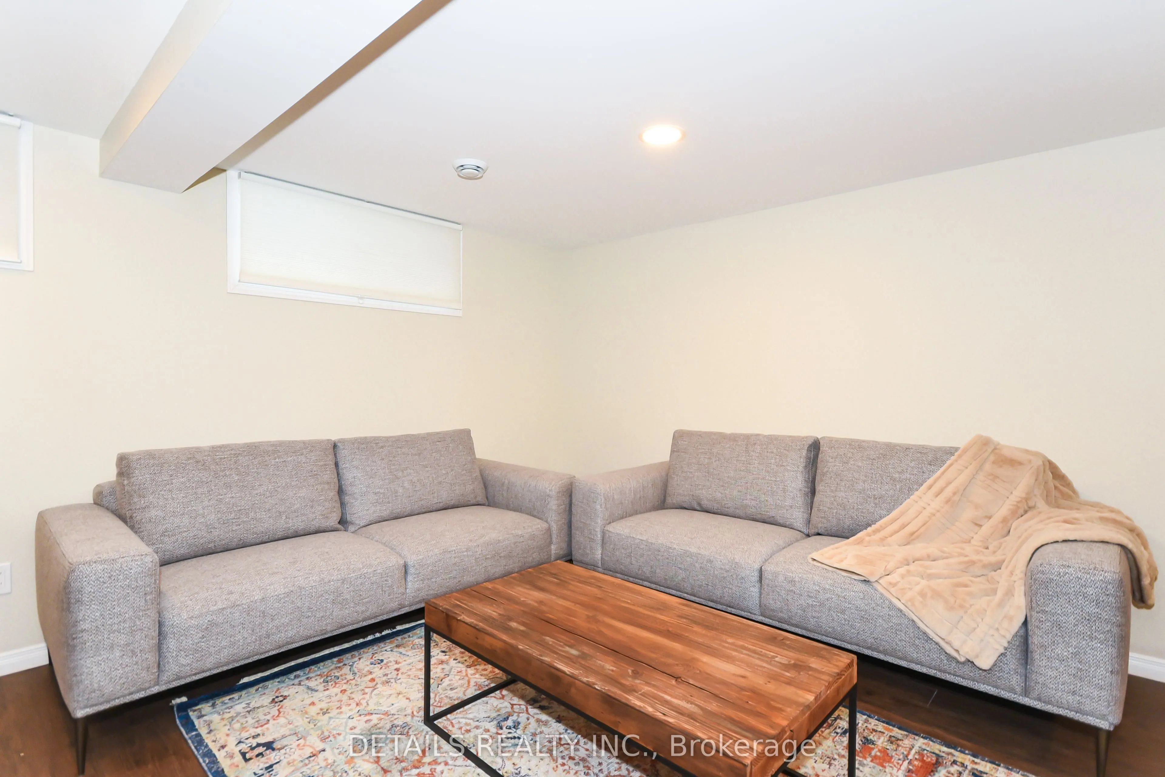 2176 Lambeth Walk, #B