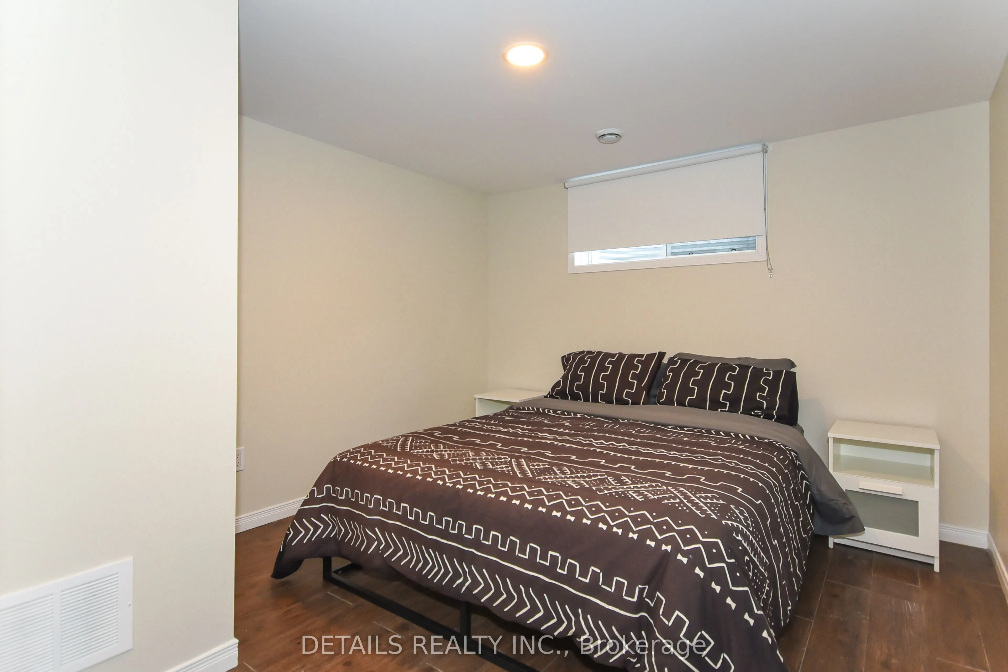 2176 Lambeth Walk, #B
