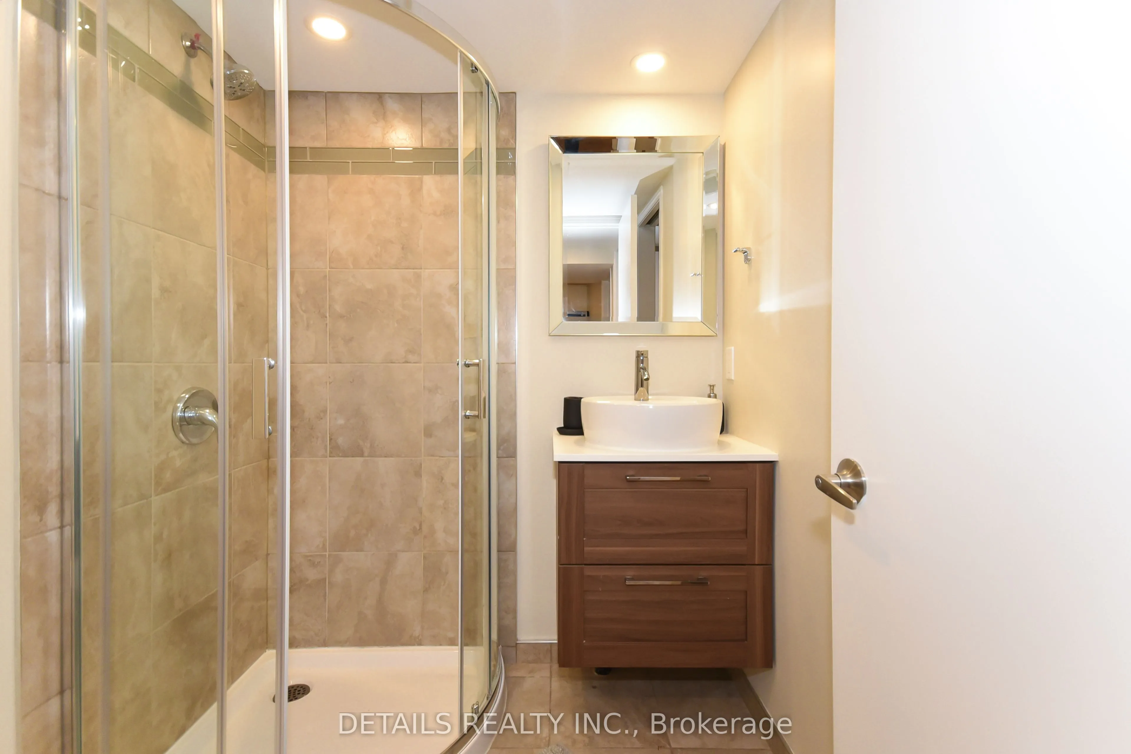 2176 Lambeth Walk, #B