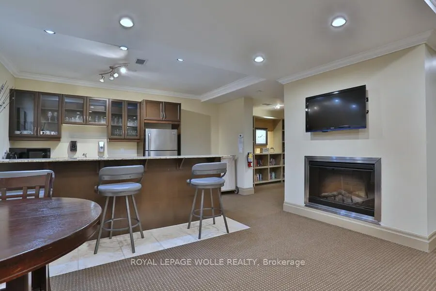 539 Belmont Avenue W, #608