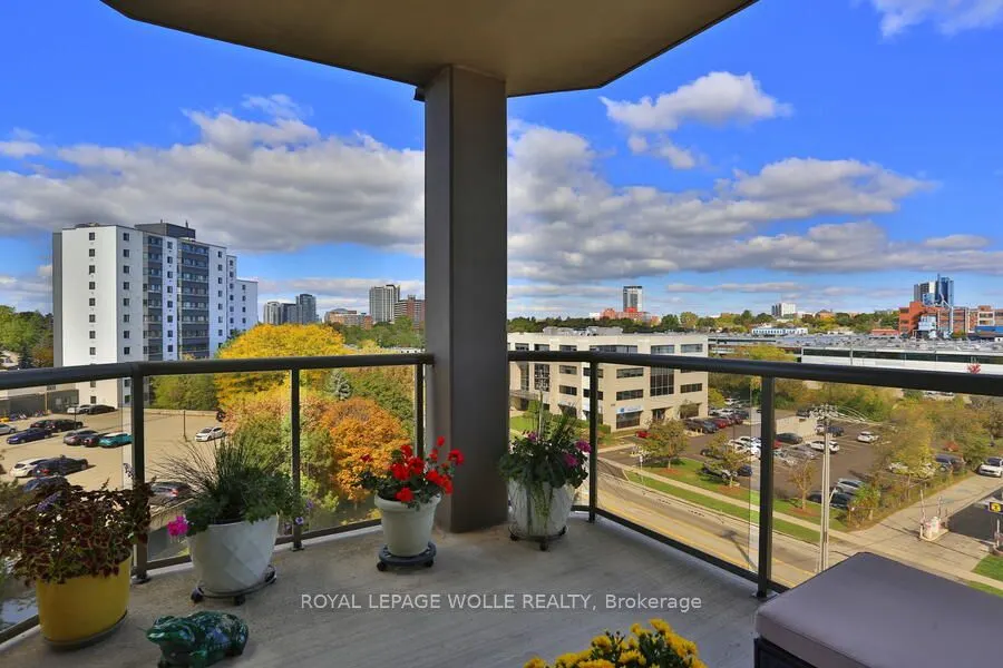 539 Belmont Avenue W, #608
