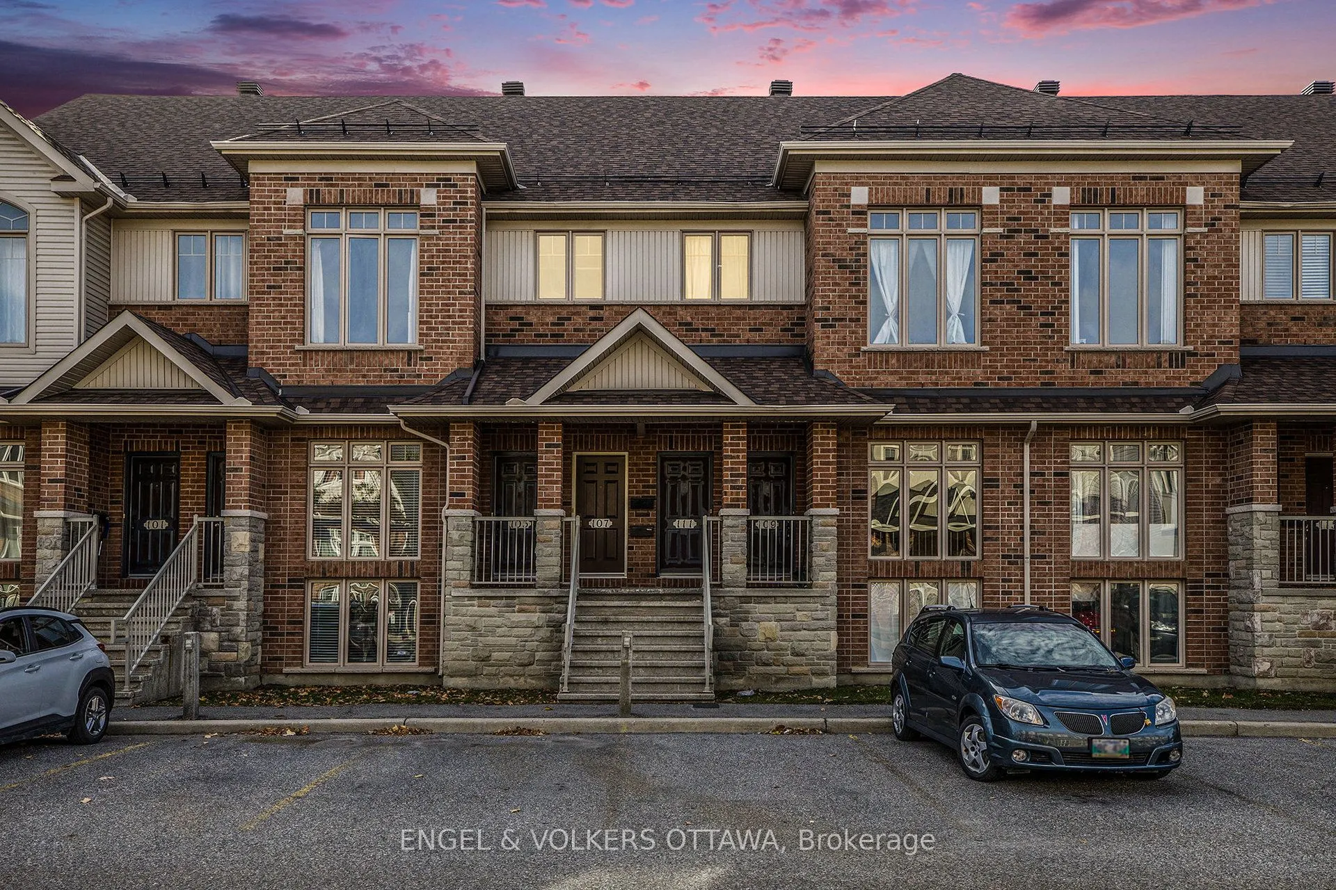 1512 Walkley Road, #107