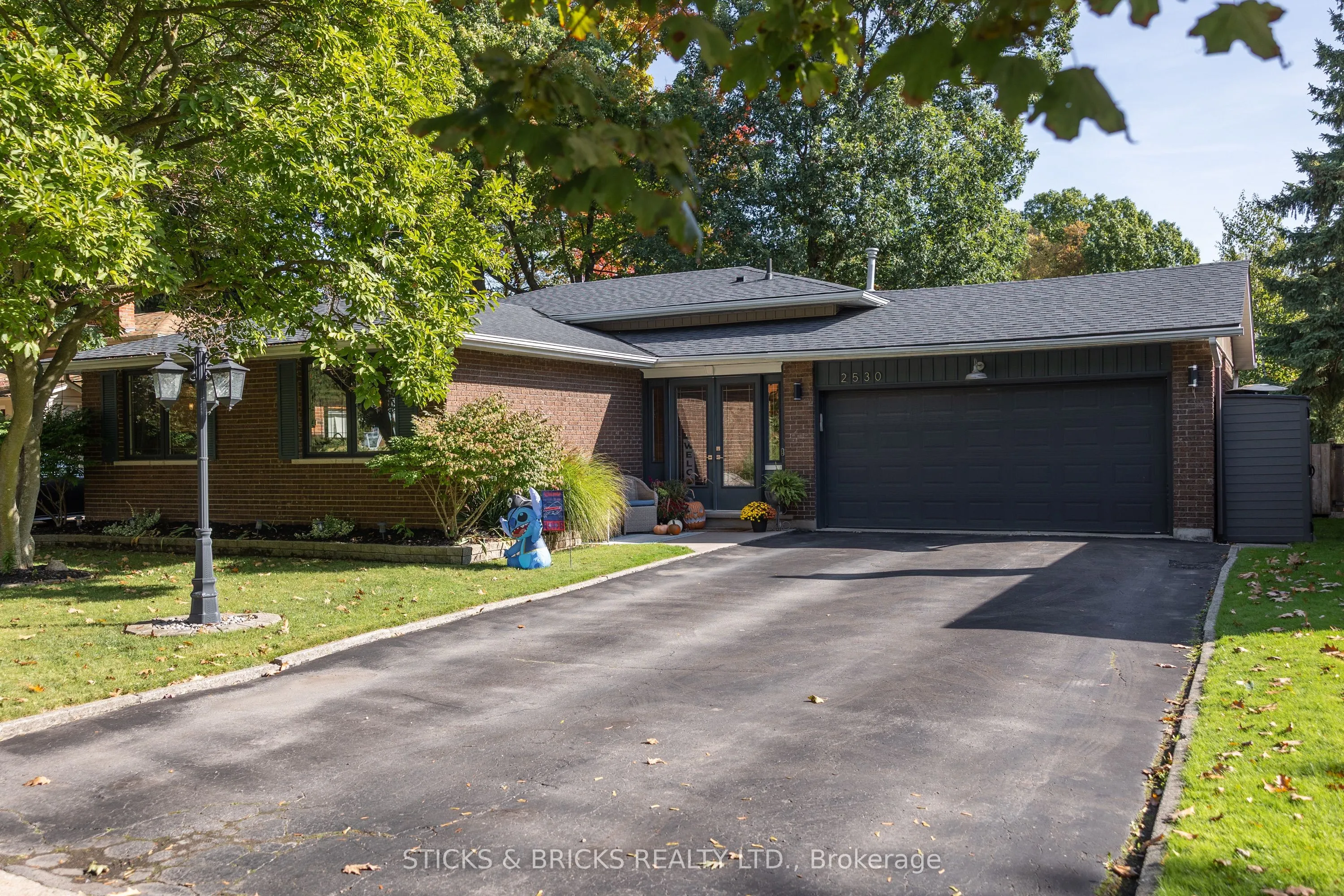 2530 Dorchester Road