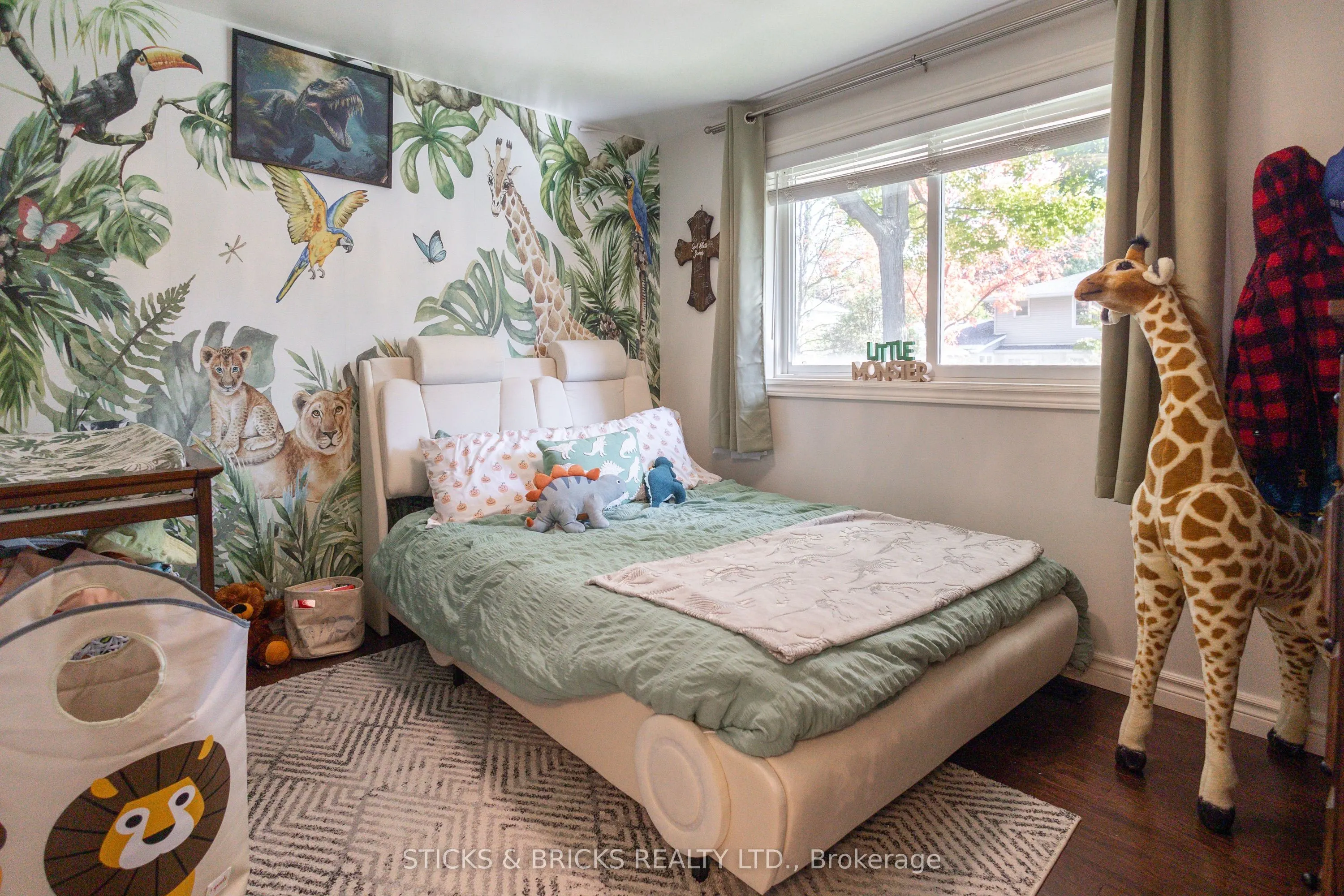 2530 Dorchester Road