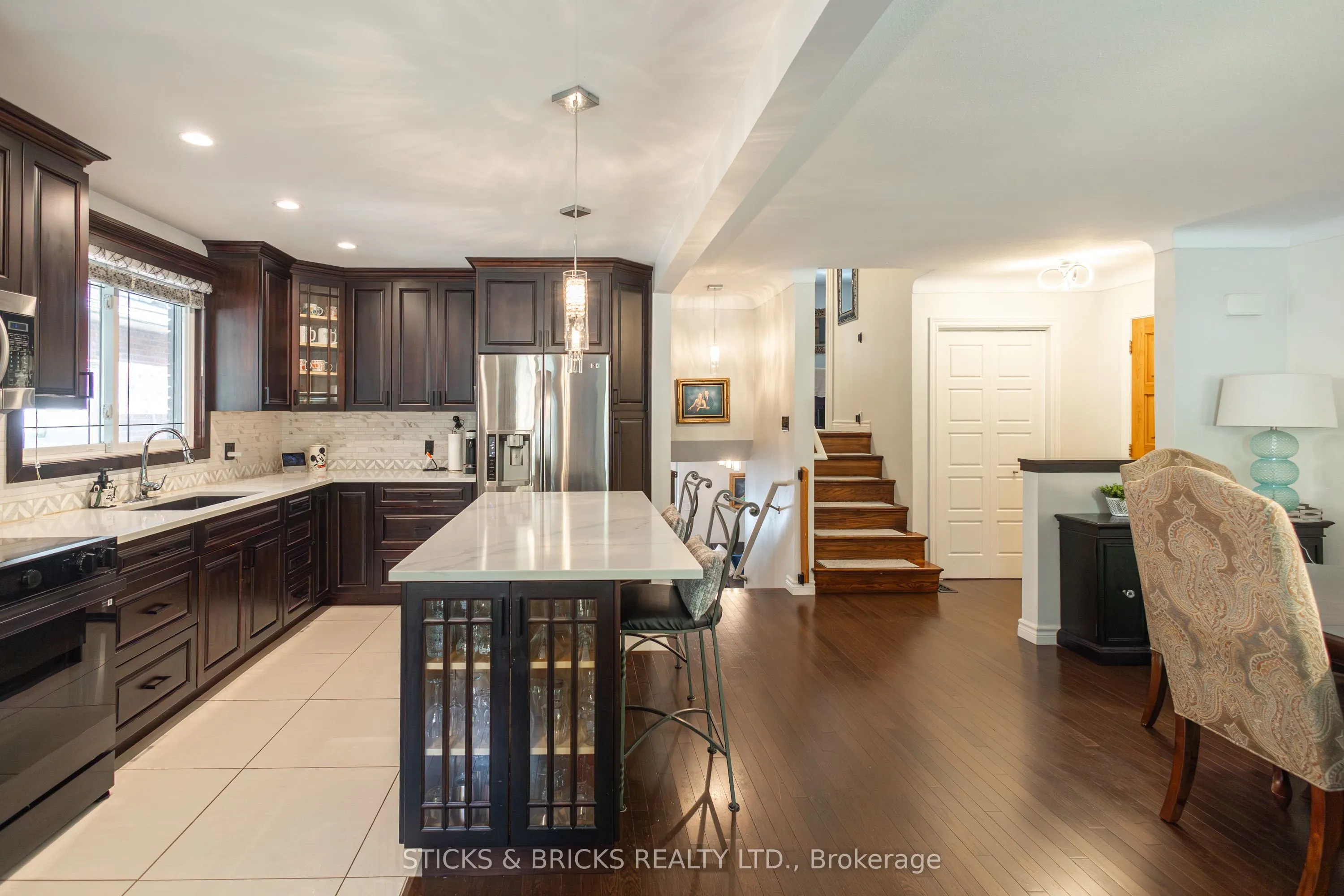 2530 Dorchester Road