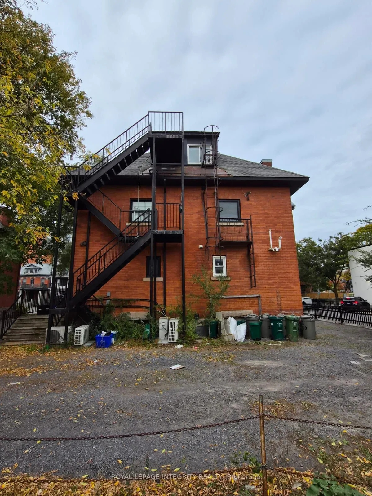 220 Argyle Avenue