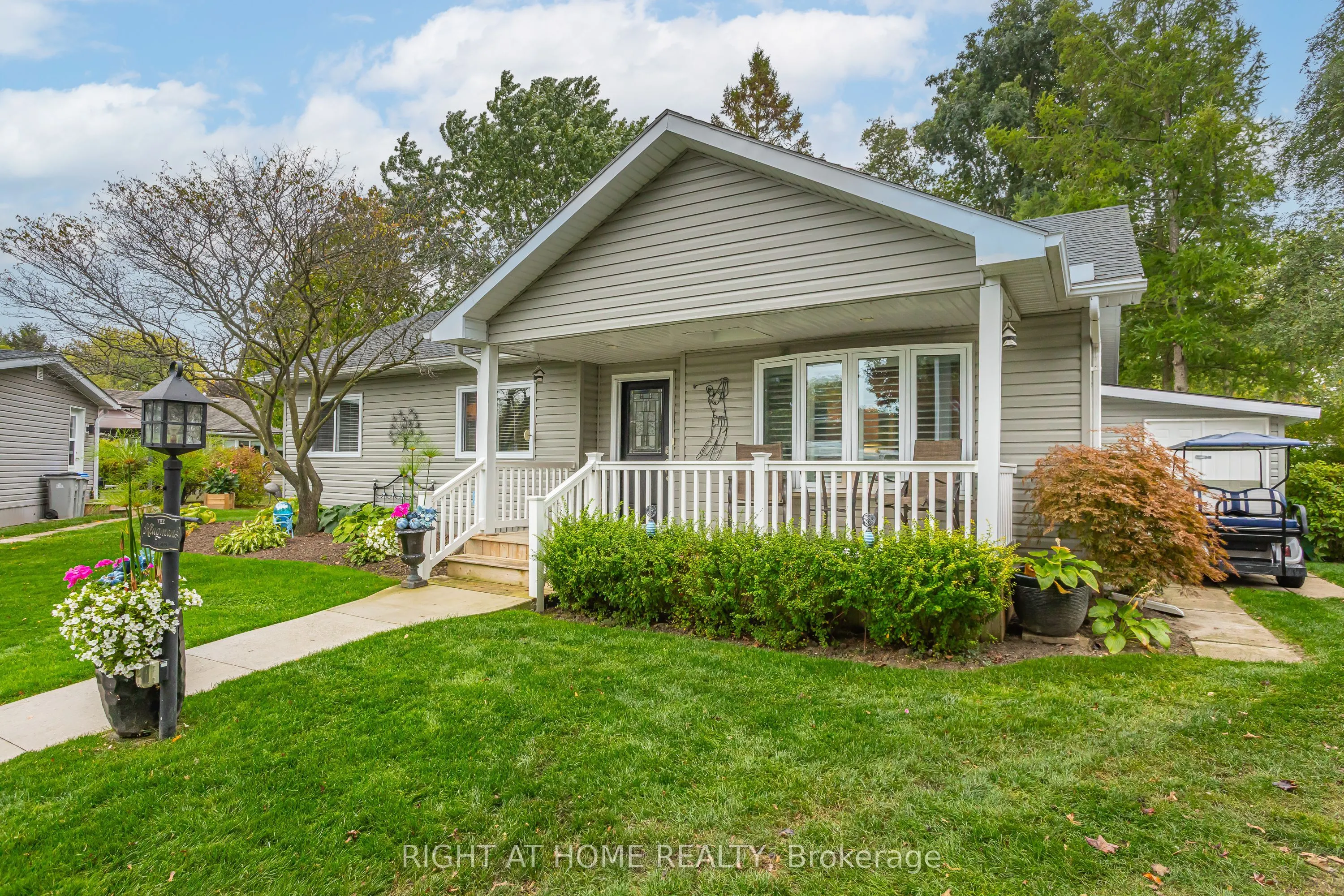 162 Mississauga Place
