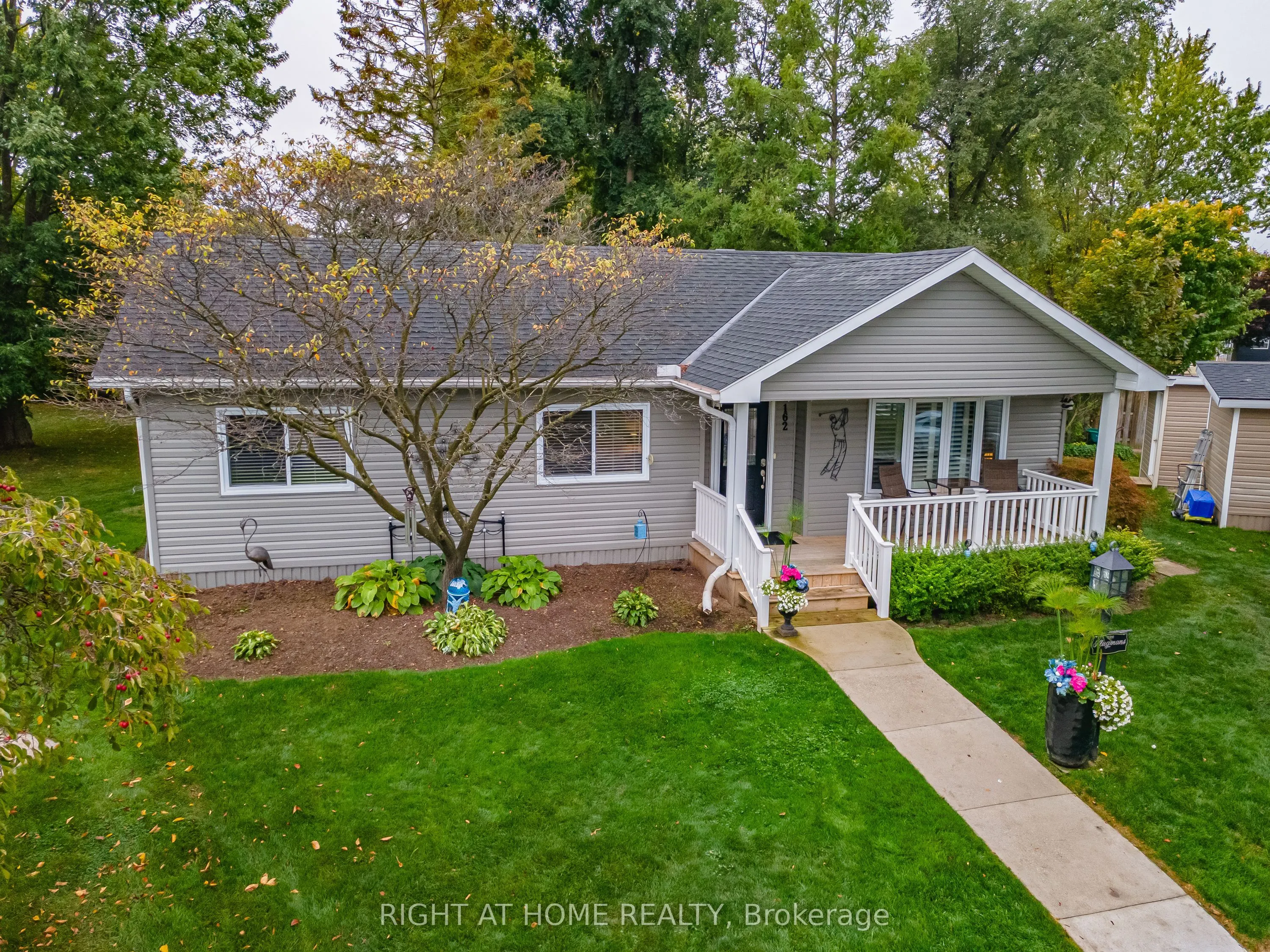 162 Mississauga Place