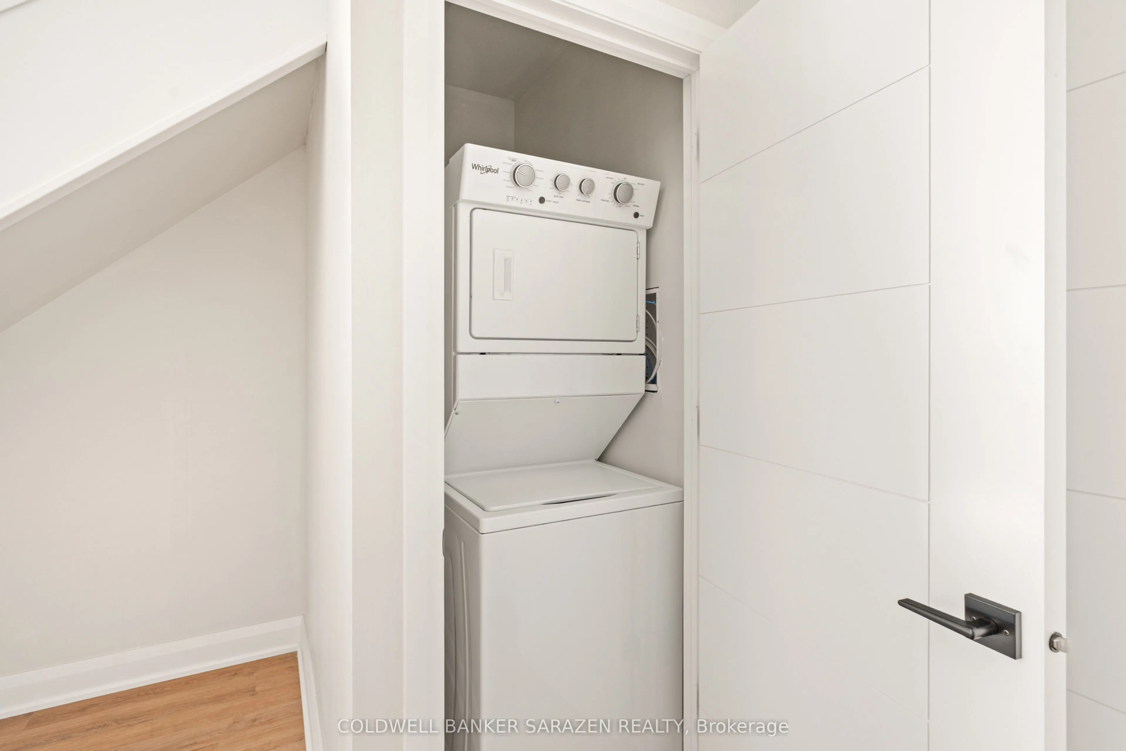 10 MCARTHUR Avenue, #002