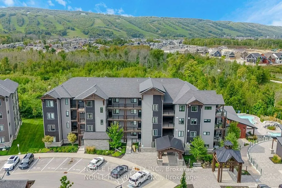 16 Beckwith Lane, #403