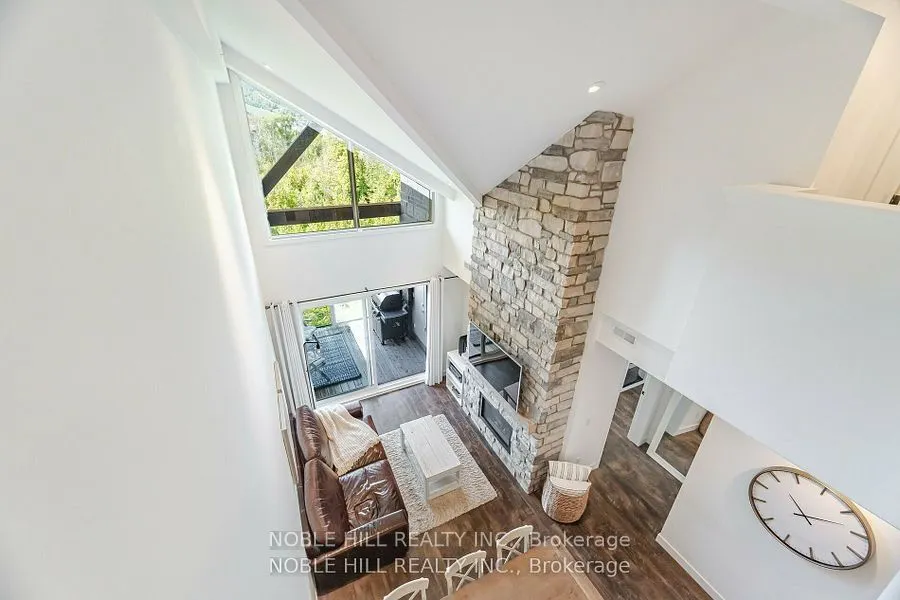 16 Beckwith Lane, #403