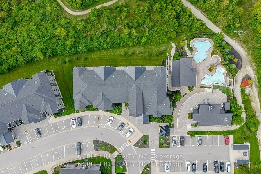 16 Beckwith Lane, #403