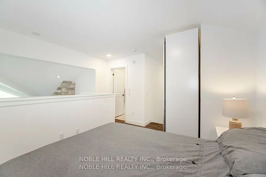 16 Beckwith Lane, #403