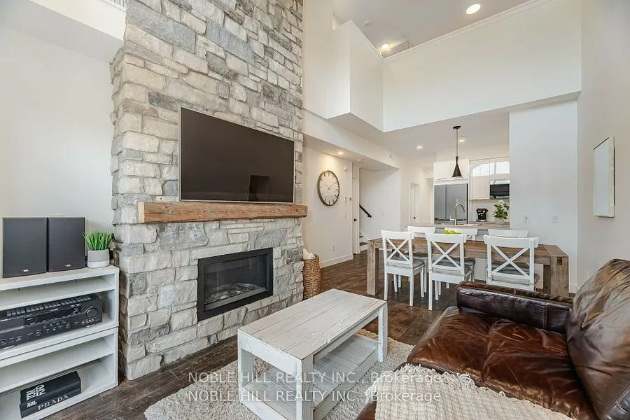 16 Beckwith Lane, #403