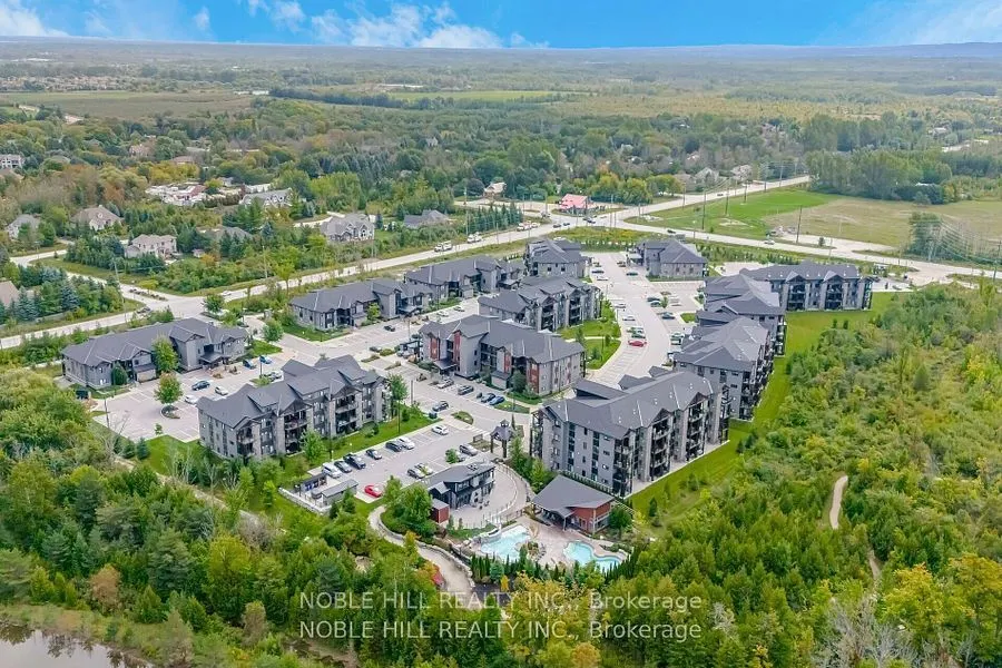 16 Beckwith Lane, #403
