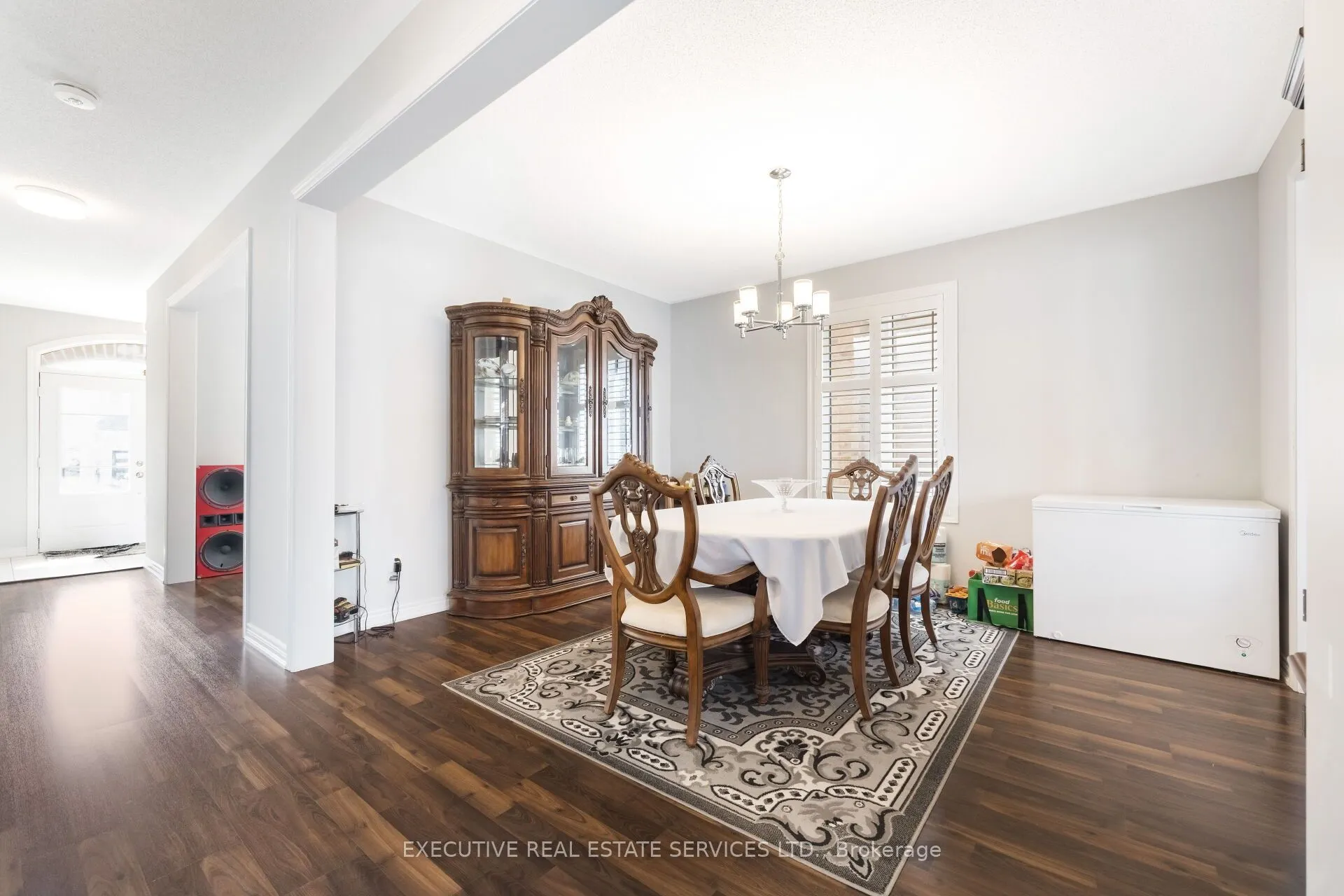 5 Drake Avenue
