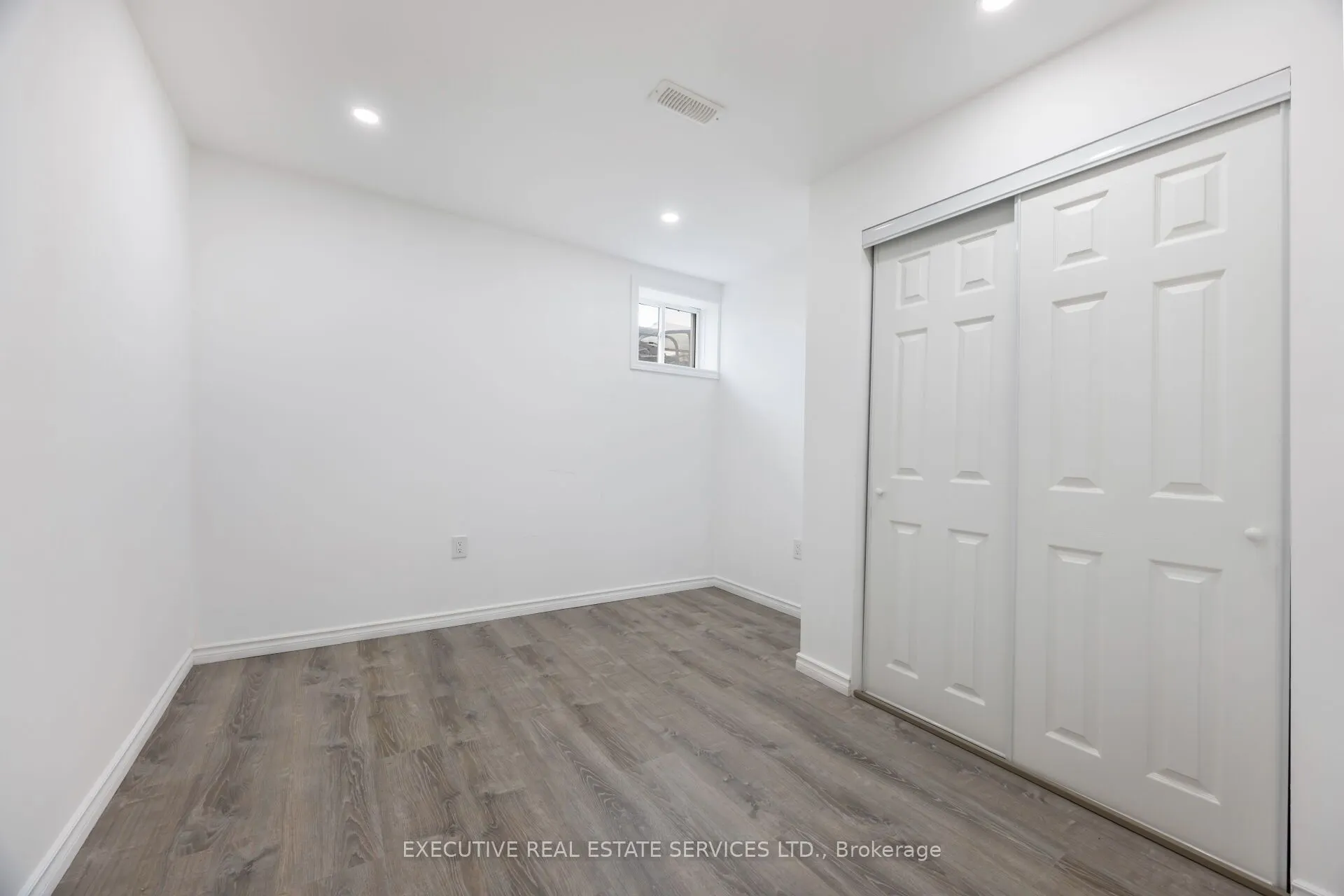 5 Drake Avenue