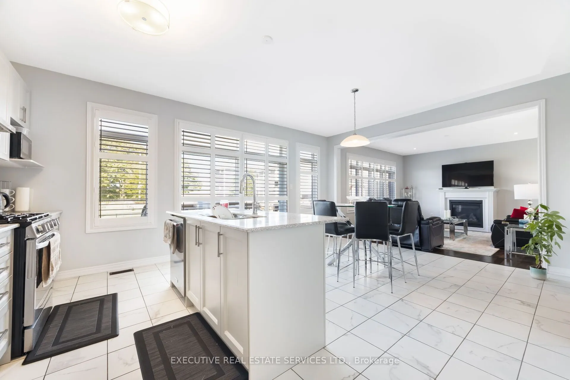 5 Drake Avenue