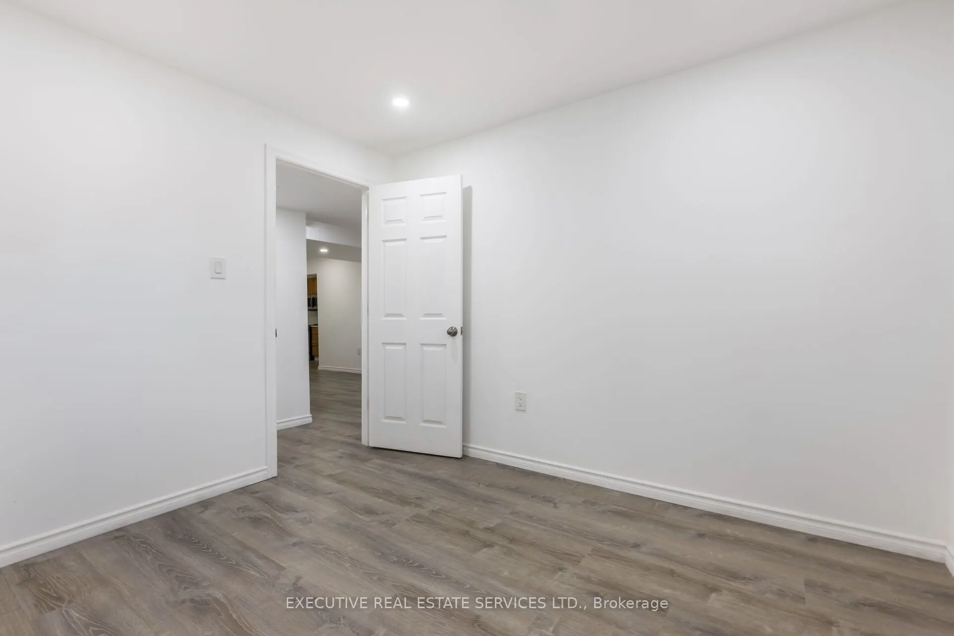 5 Drake Avenue