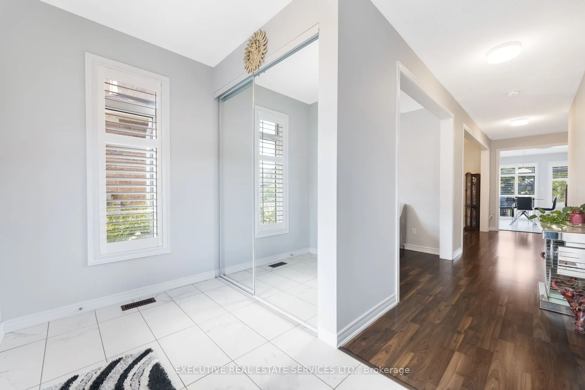 5 Drake Avenue