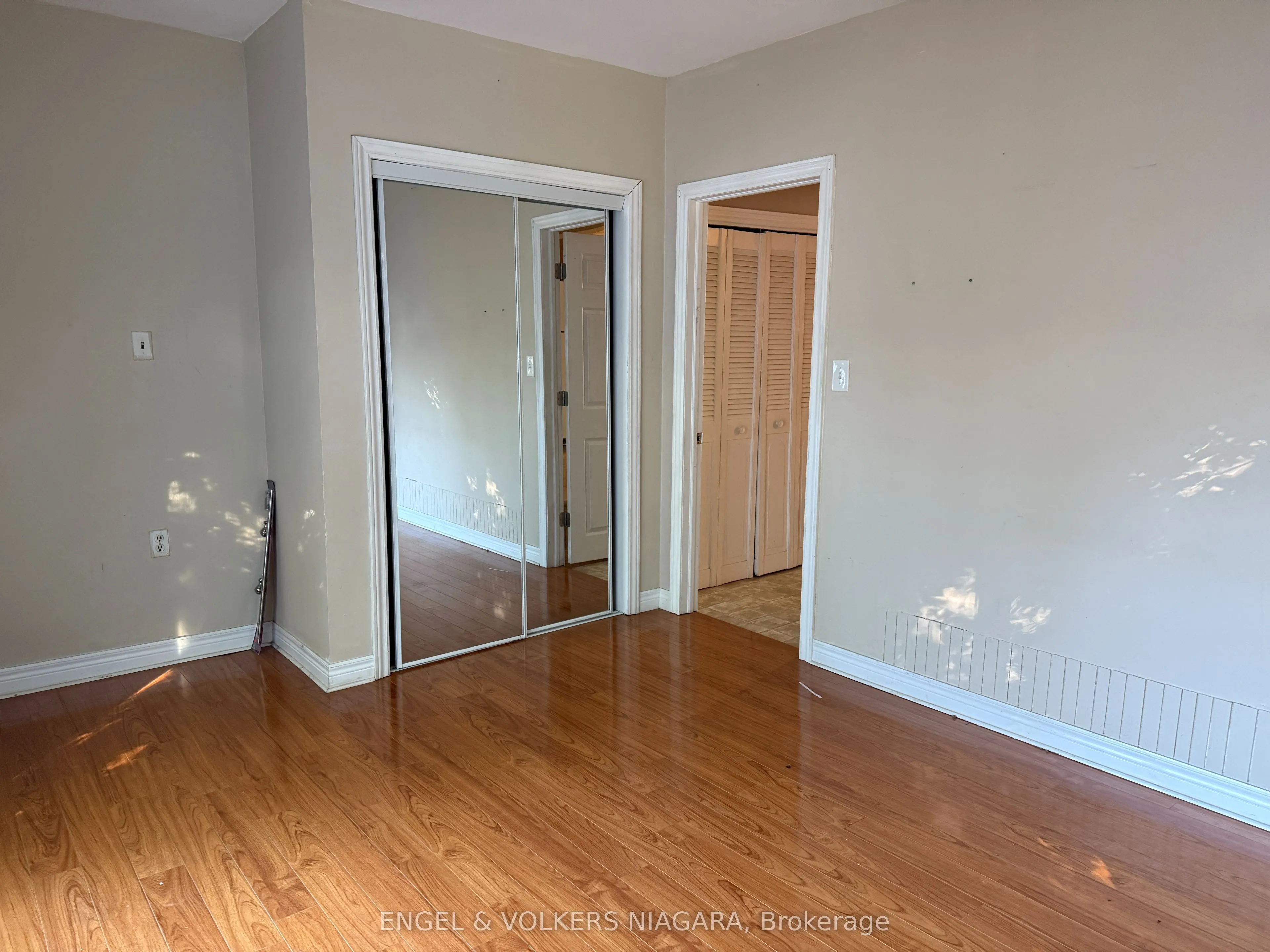5006 Willmott Street, #Main Floor
