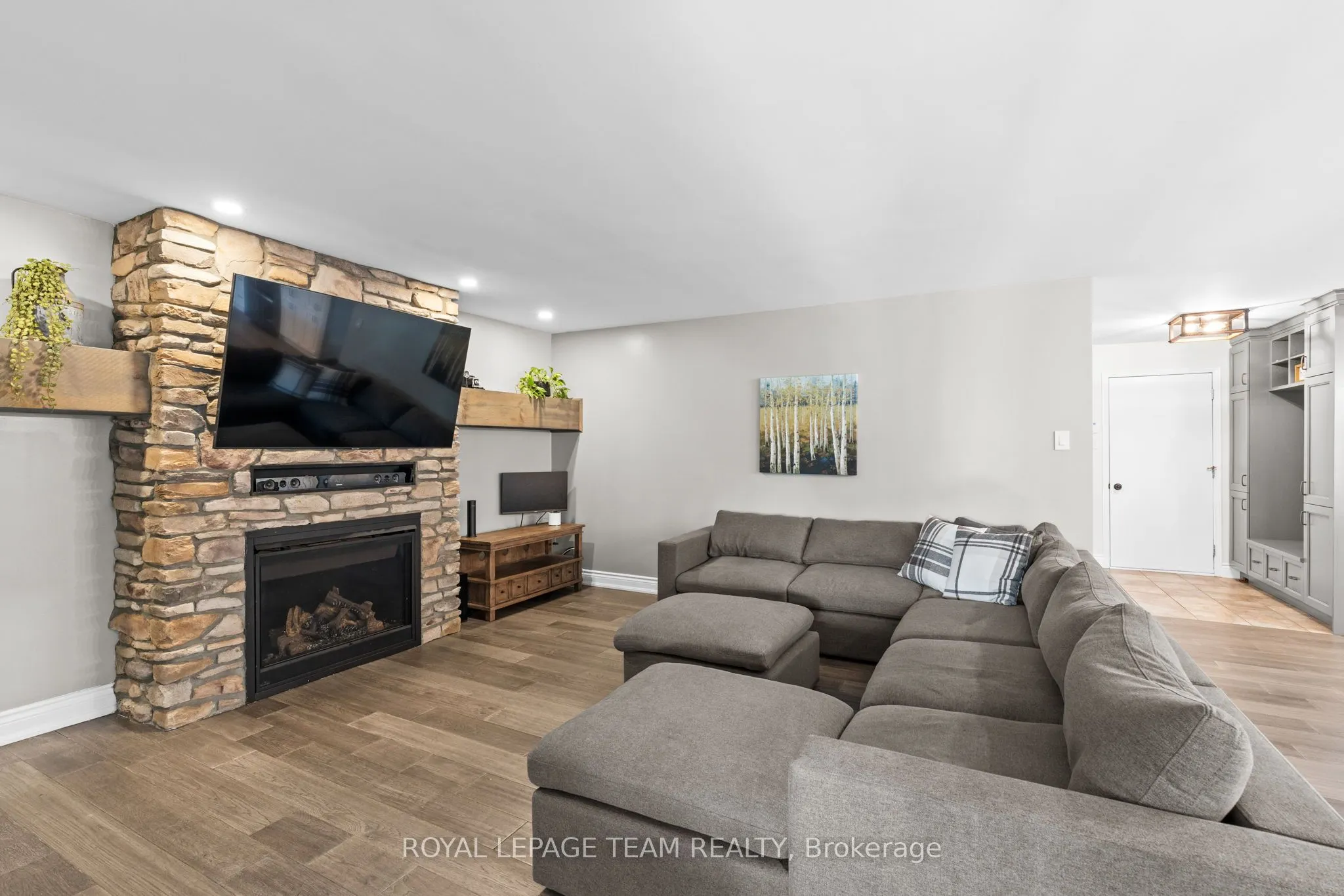 3372 Bramble Lane