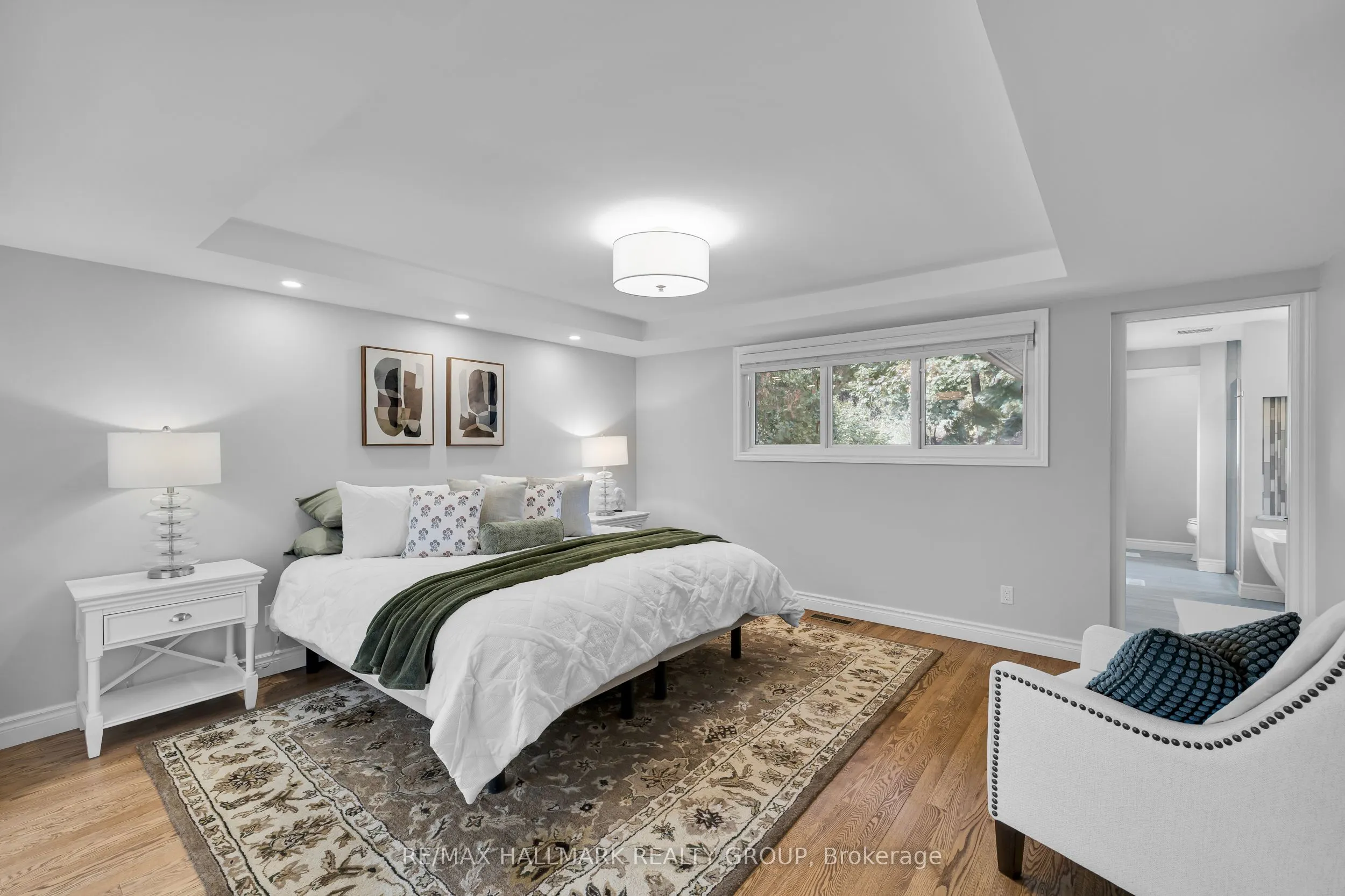 118 Queensline Drive