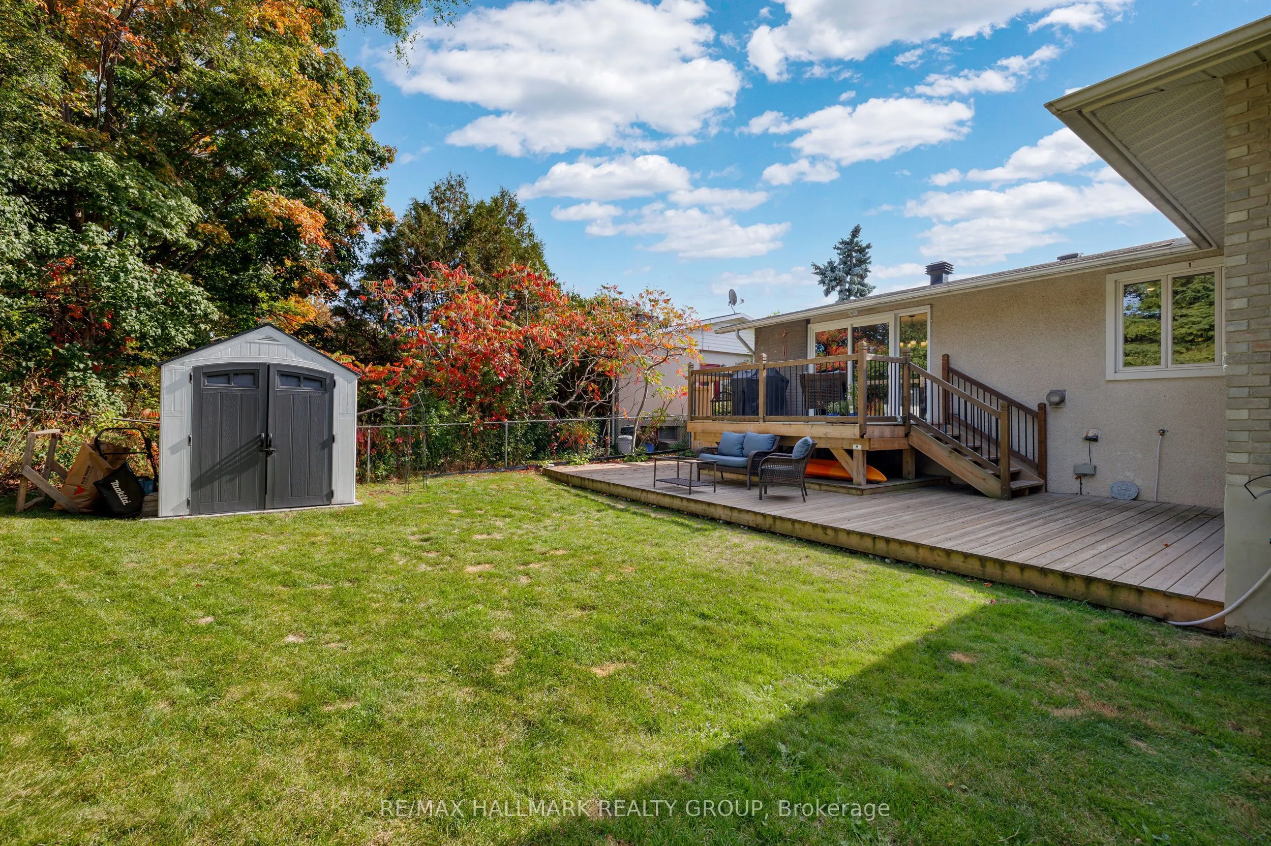 118 Queensline Drive