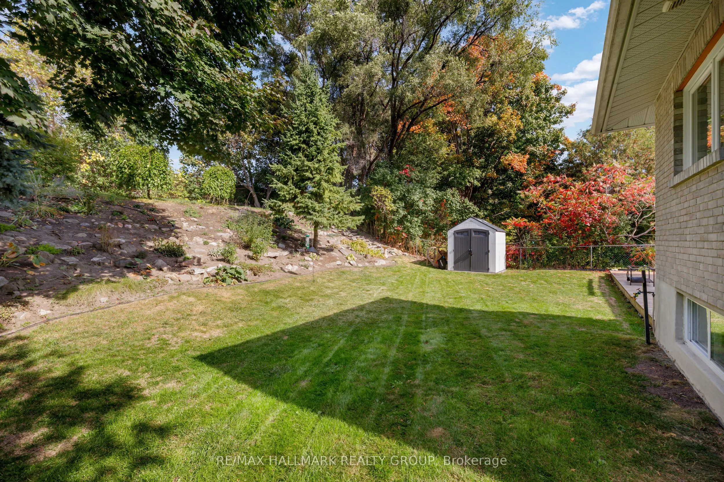 118 Queensline Drive