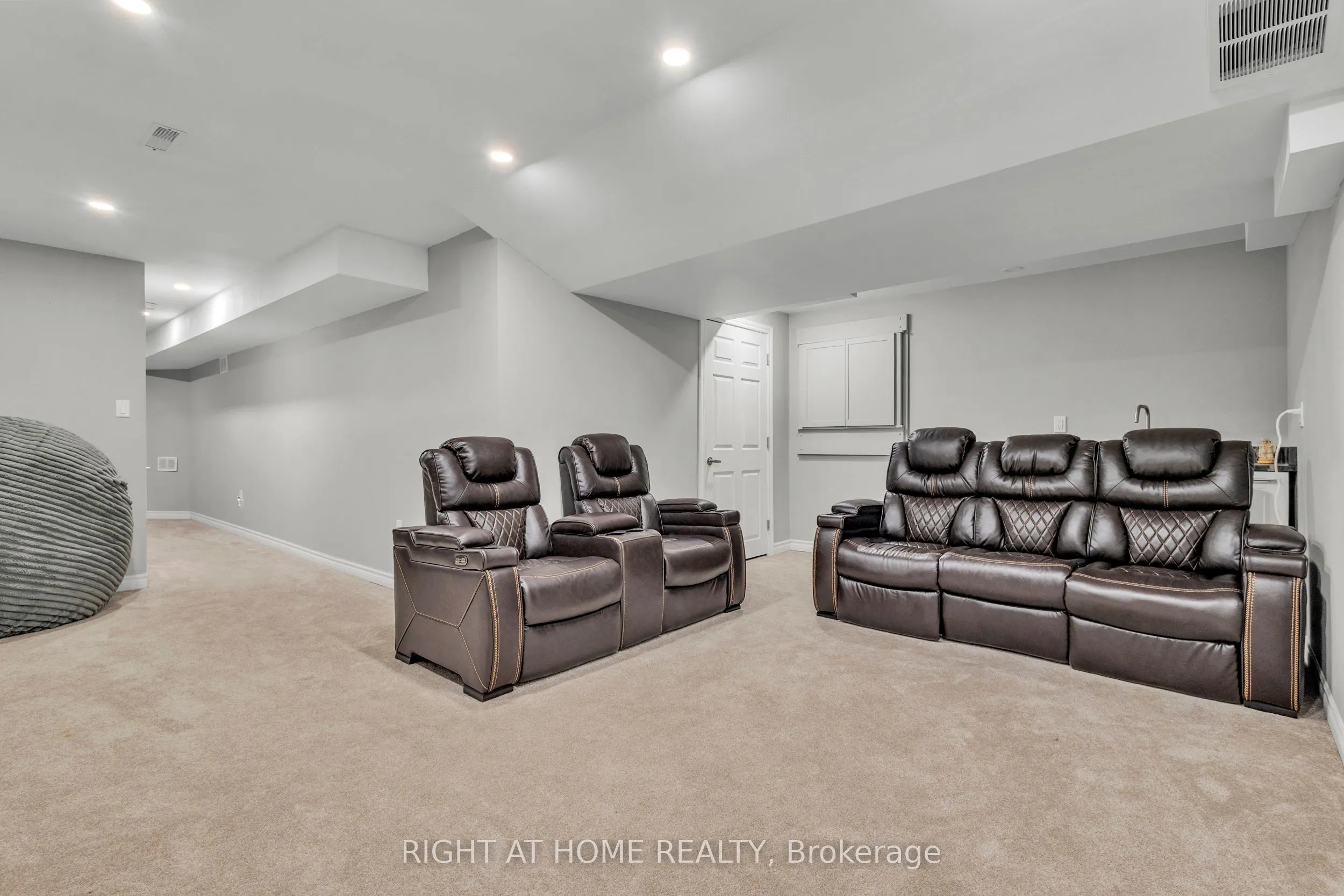 170 DEWITT Road, #30