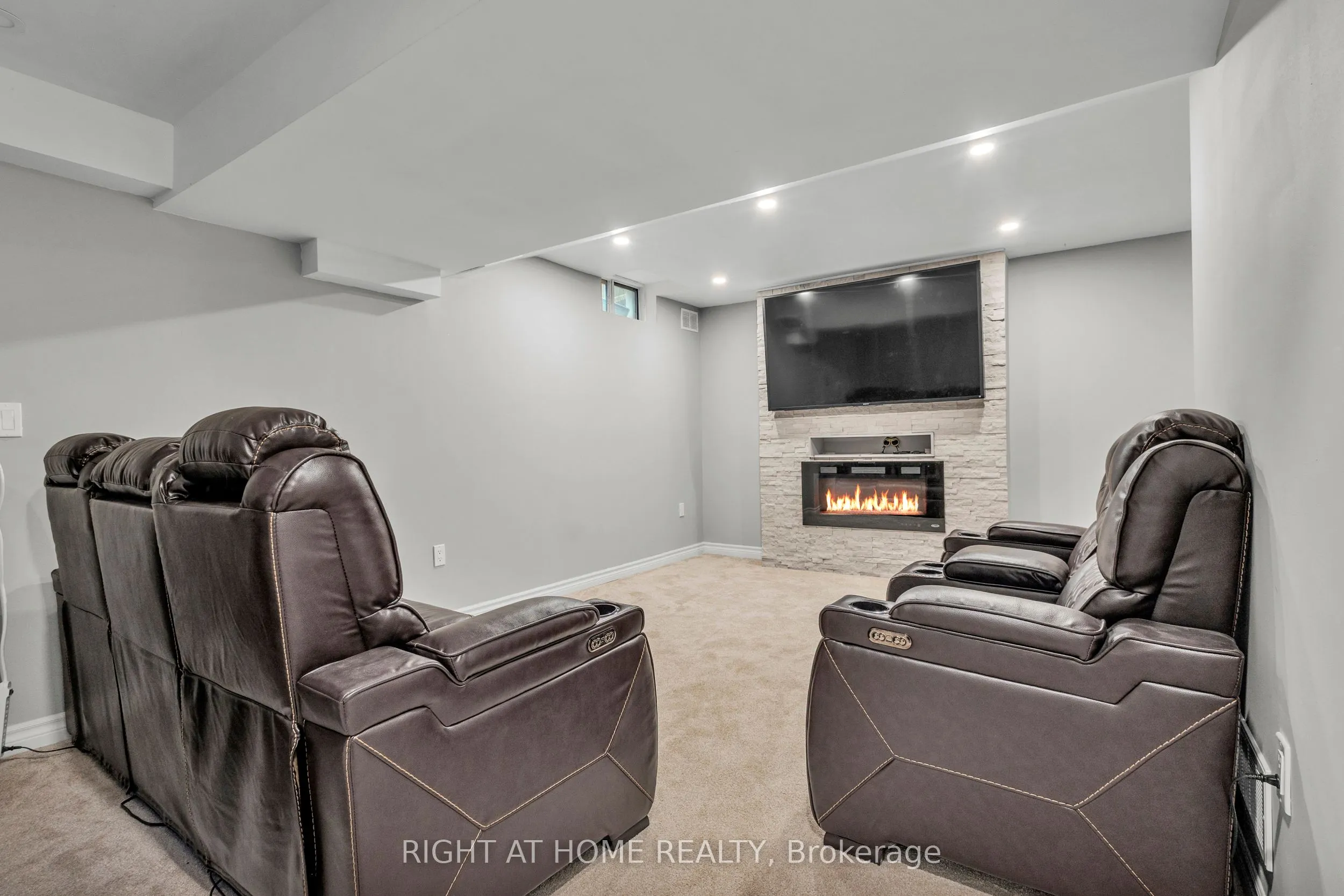 170 DEWITT Road, #30