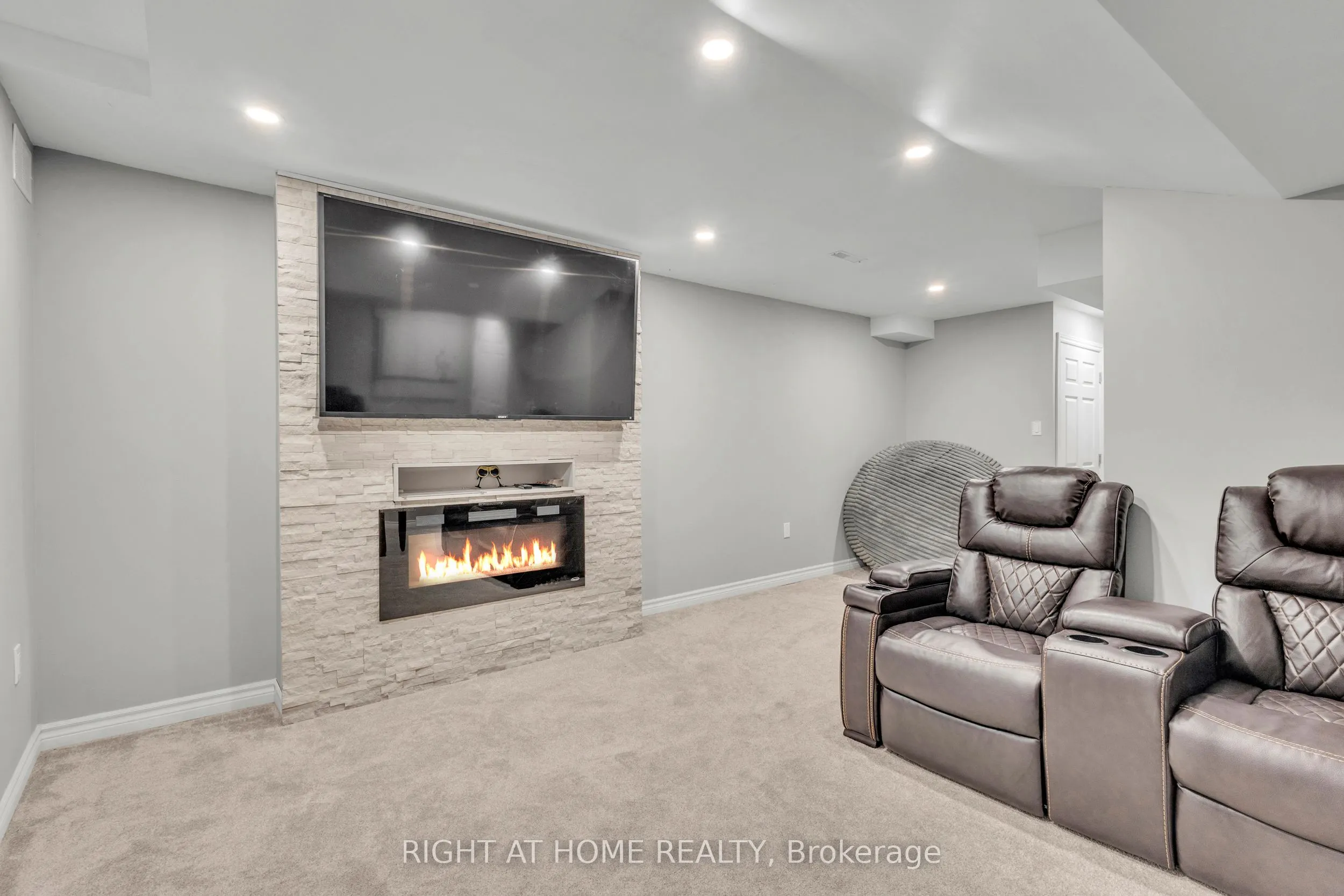 170 DEWITT Road, #30